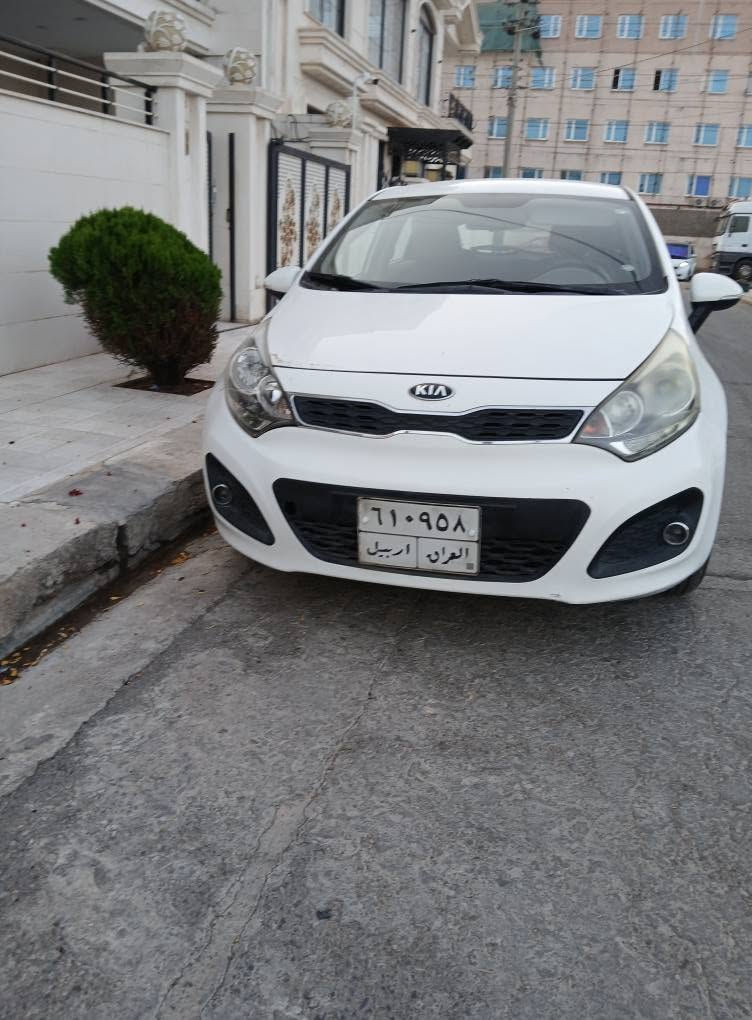 کیا ڕیو2014 نص باب و نص جملغ خلفی بی صبغ مكانین بی التعدیل سعرها 79ورقة ...اربیل ***********
یا ڕیۆ 2014 نیو دەرگای پشتوەو نیو چاملغی پشتەوە بۆیاخە و،دووجێگای ساردە کووتە نرخی 79ورەقە ...هەولێر *********** أربيل, العراق
