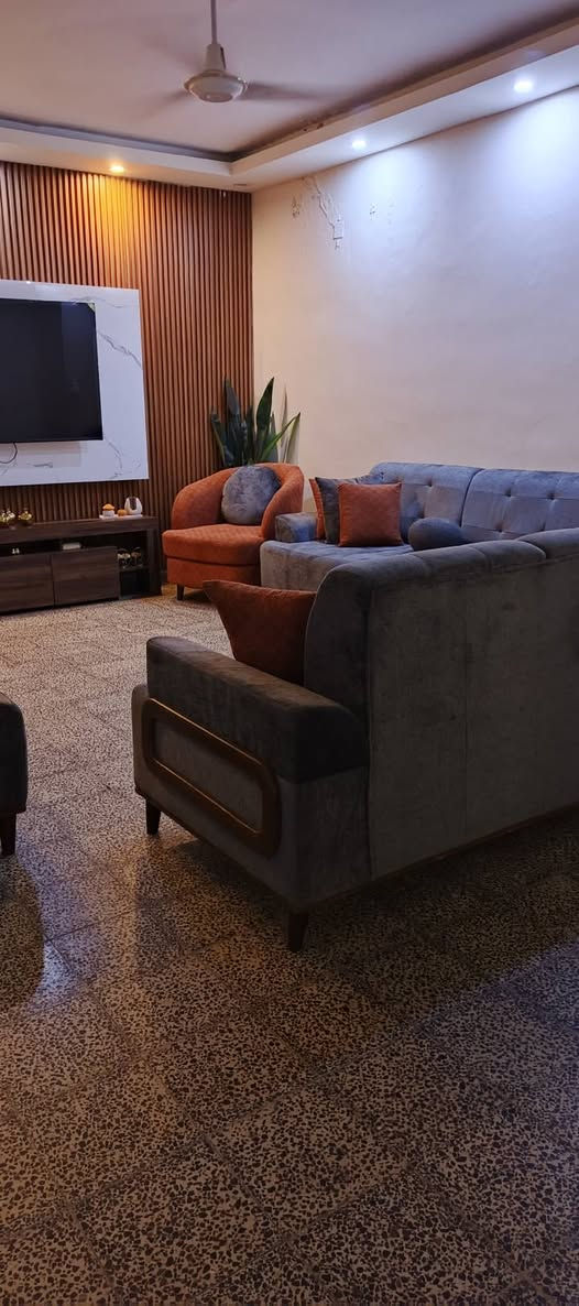 اثاث بيت كامل للبيع مستعمل ونضيف وكلشي بسعره ابيع شلعه وحده مابيع قطع وبعد غراض ممصورهن وغرفه ام نفرين كل نفر وحد مكاني بغداد.. واتساب فقط***********
