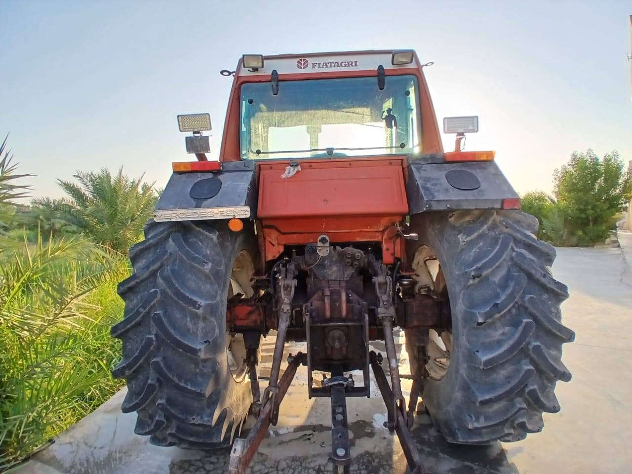 سلام عليكم البيع فيات 180  فول عادي كفاله عامه واسط العزيزيه الشارع العام ***********
