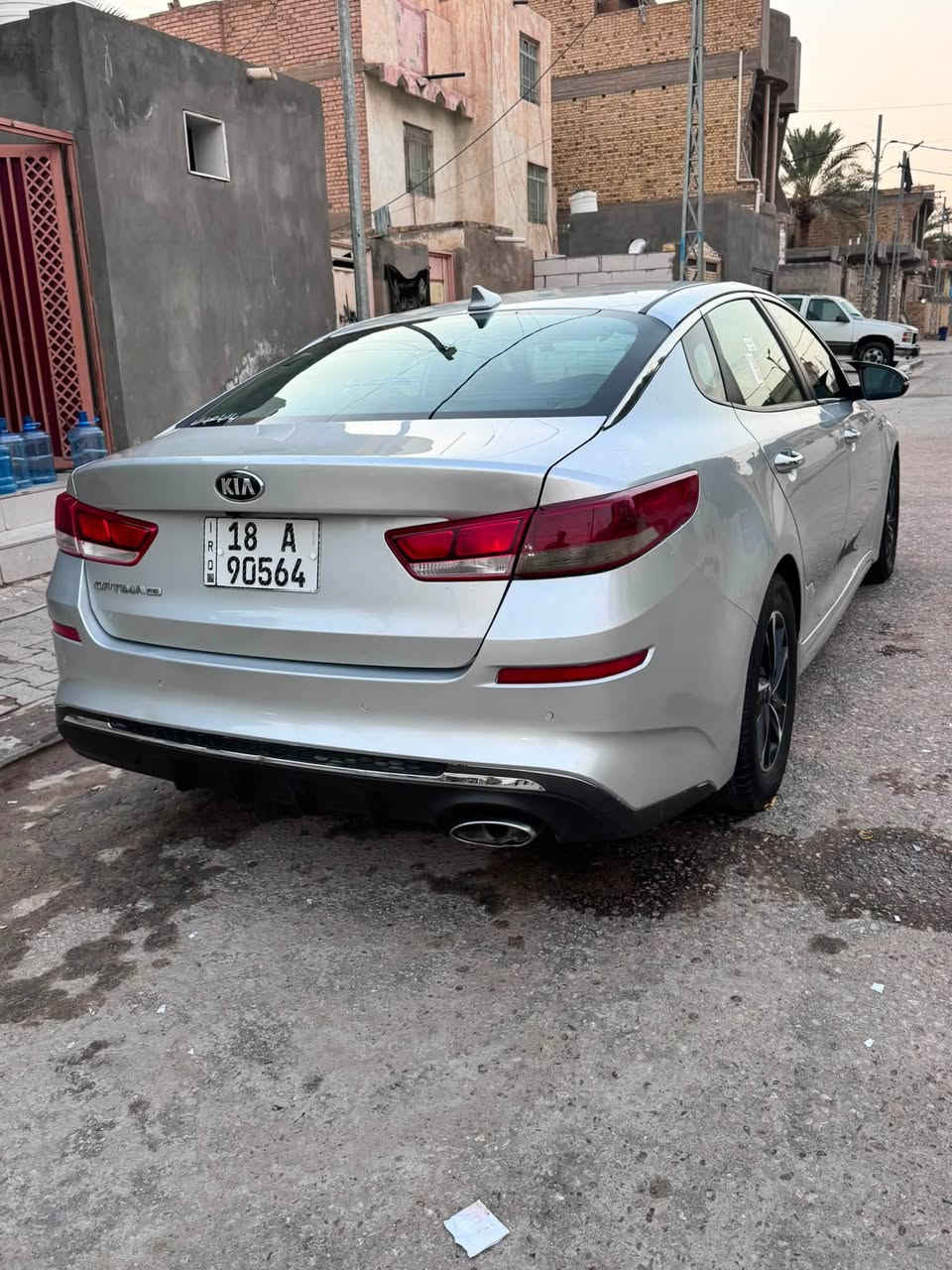 السلام عليكم اوبتما موديل ٢٠١٩ وارد أمريكي 
نص فول محرك كير تبريد كفاله تخم تاير جديد سيارت نضيفه مكان ديوانيه  @إشارة للستفسار ***********
