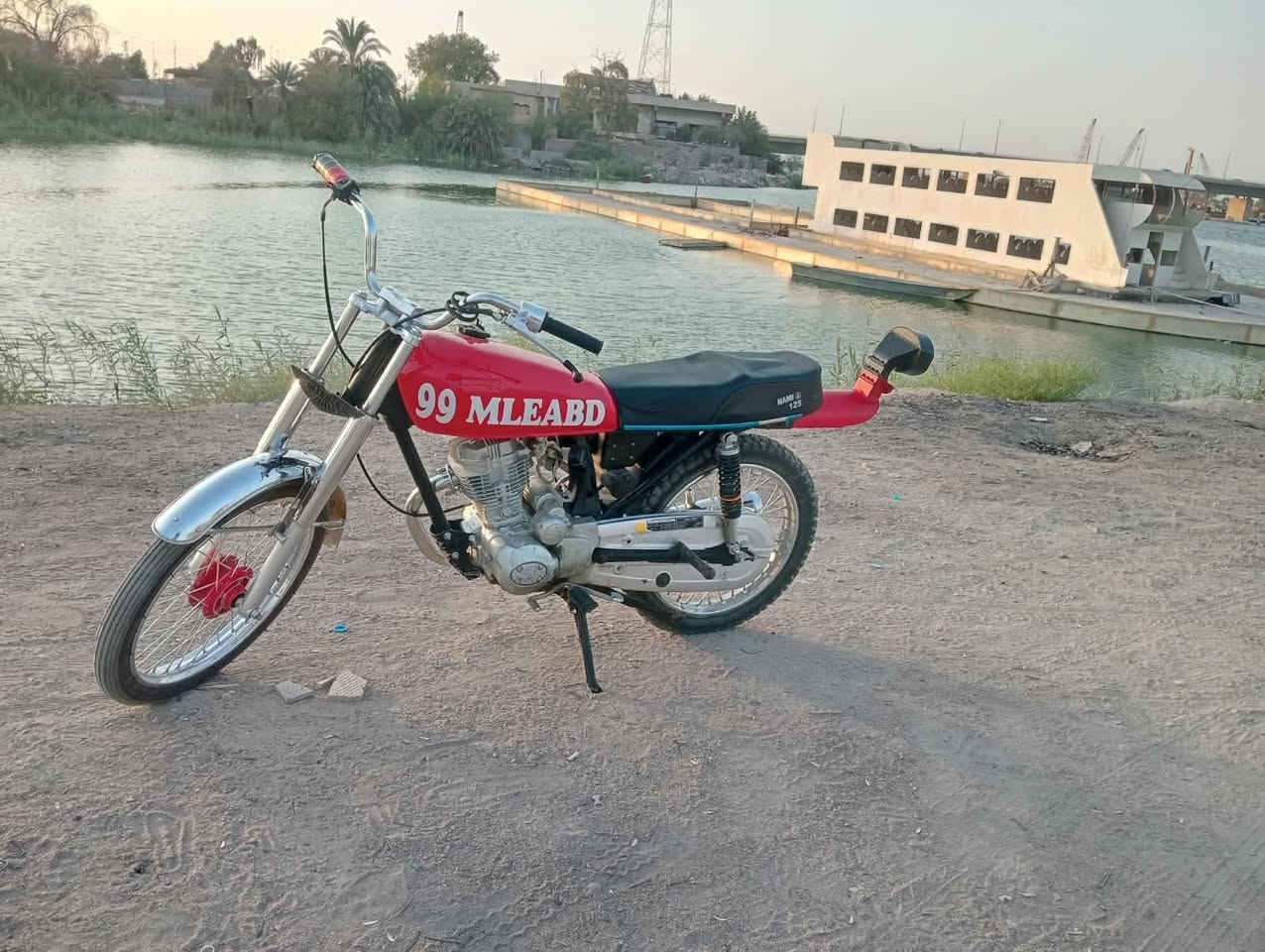 ب600وبيها مجال قليل الرغم ***********
