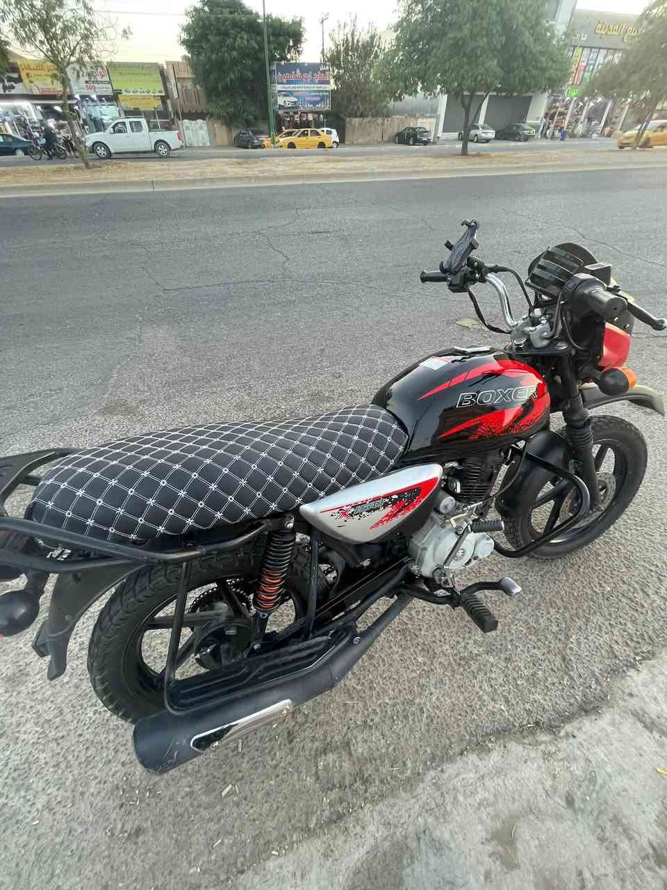 السلام عليكم دراجه بوكسر للبيع 700الف رقمي ***********
