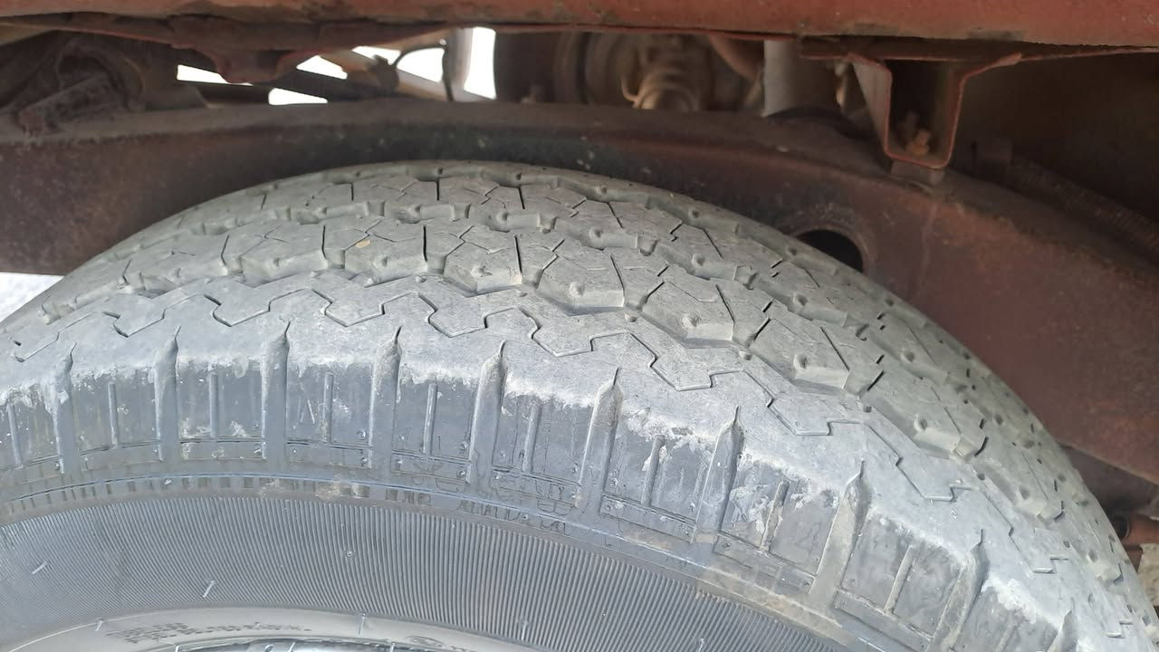 دێر مۆدێل٢٠٠٧مەکینە بەخ رەقم هەولێر بەشەرت تحویل گێرومەکینە ئاکسل شانسی بەشەرت نرخ ٤٣وەرەقە 
***********
***********
ناونیشان چەمچەمال
