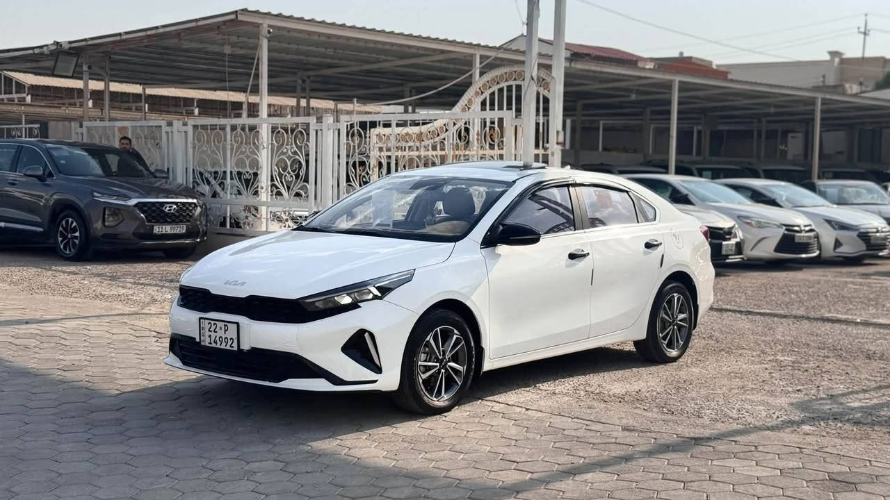 كيا K3 2025 وارد خليجي 🤍
للبيع كيا K3 موديل 2025 وارد خليجي.

المواصفات:

* فتحة سقف.
* شاشة لمس.
* كاميرا خلفية.
* حساسات خلفية.

الممشى: 24 ألف كيلومتر.

السيارة نظيفة جداً، جاهزة للاستخدام ولا تحتاج أي مصروف، والفحص خير دليل.

📍 عنوان
الأنبار - الرمادي -.

📞 للاستفسار يرجى التواصل على:

***********

