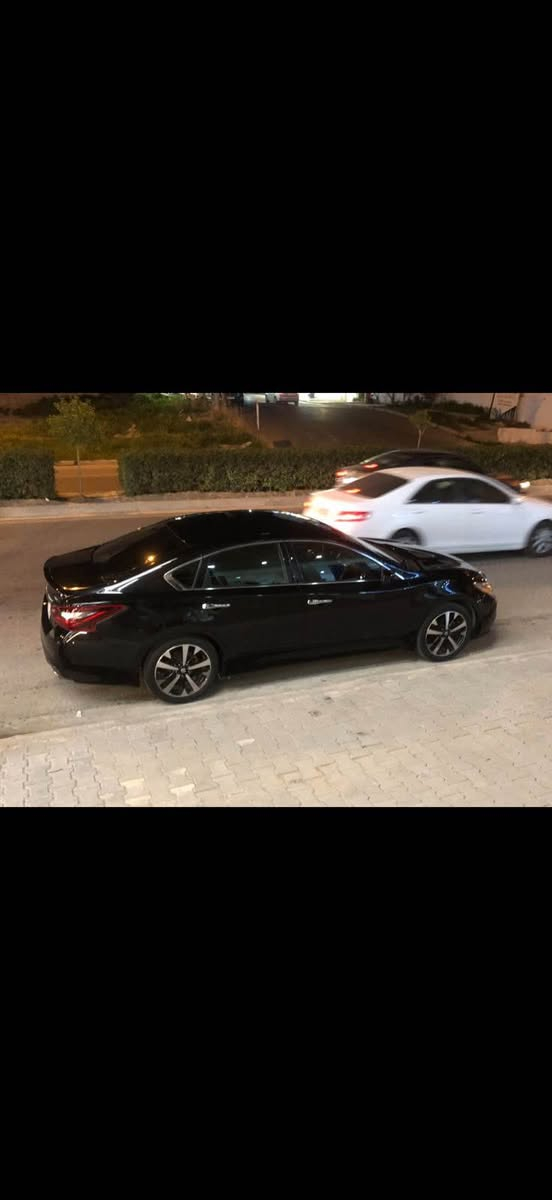 للبيع فقط نيسان التيما موديل 2018مواصفات SR حادث جاملغ وراس البونيد تعديل سعر 119$ غرامة 10 اوراق تنحصم من السعر بعد الاتفاق مكان سيارة دهوك موصل تحويل بشرط                                   ***********               *********** دهوك, العراق
