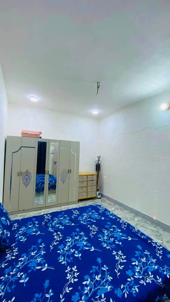دار للبيع ١٠٠م مربع
طابو زراعي اقرار محكمه 

خدمات متوفره 

اساس وسقف كونكريت بناء طابوق جمهوري🧱 

يحتوي ع غرفة وصاله ومطبخ وستقبال وصحيات

العنوان نجف ملحق ميسان 

السعر ٤٣ 

للتواصل 

***********
