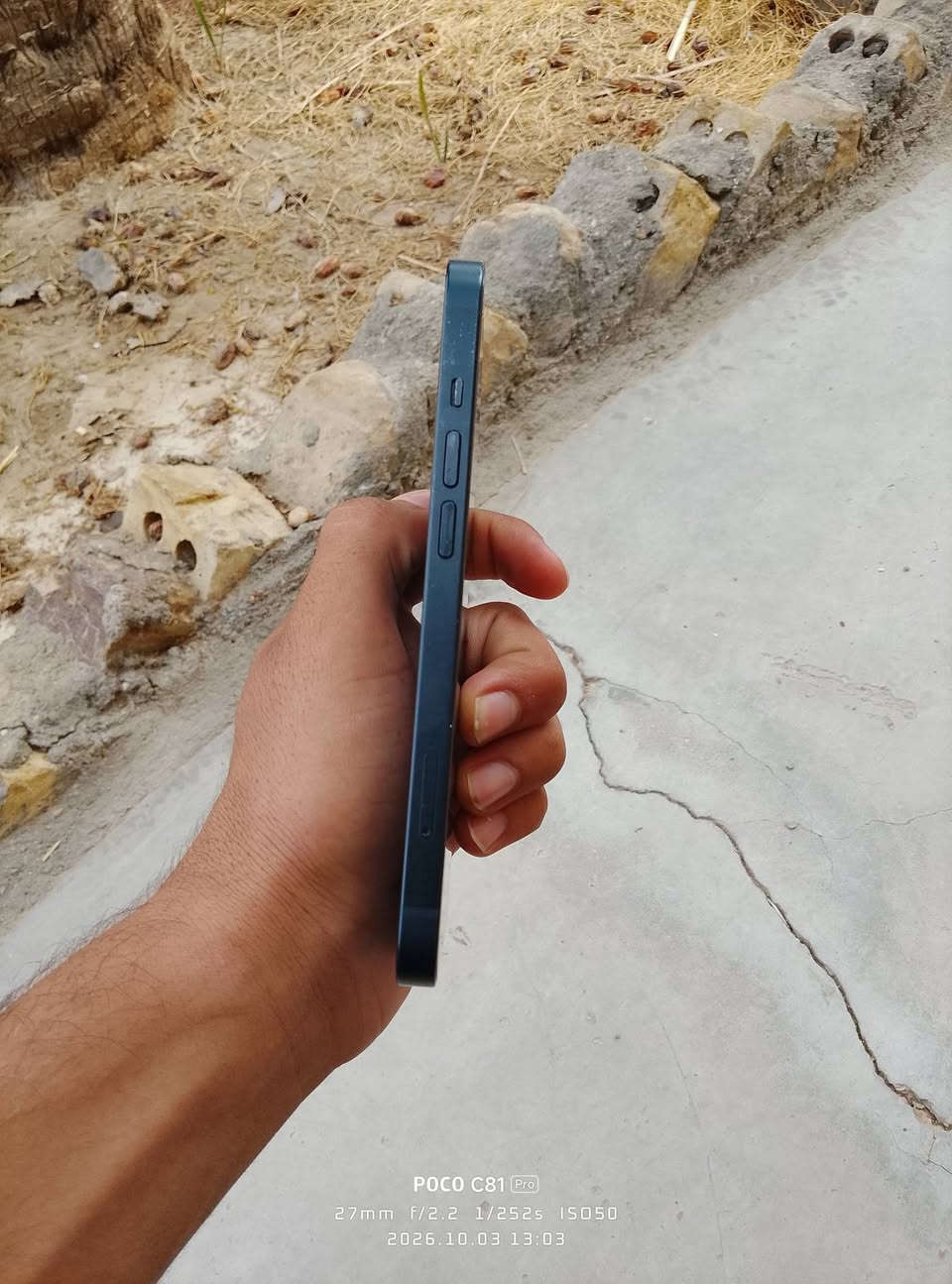 آيفون ١٣ • ١٢٨ جيجا • بطارية ٨٢٪