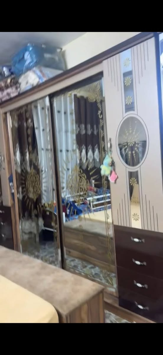 سلام عليكم ورحت غرف تركيه للبيع  مستعجل عليه بيع ***********
