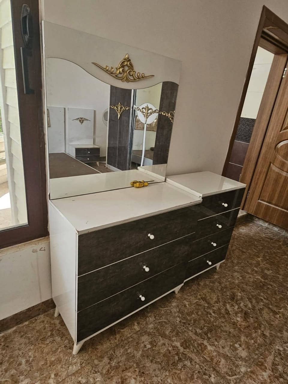 ***********سعر 350الشد والنقل علينه
