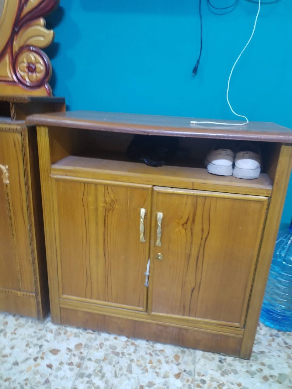 السلام عليك غرفة نضيفة البيع مكاني جميلة السعر ٦٠٠ وبيهة مجال اتصال وتدلل ***********
