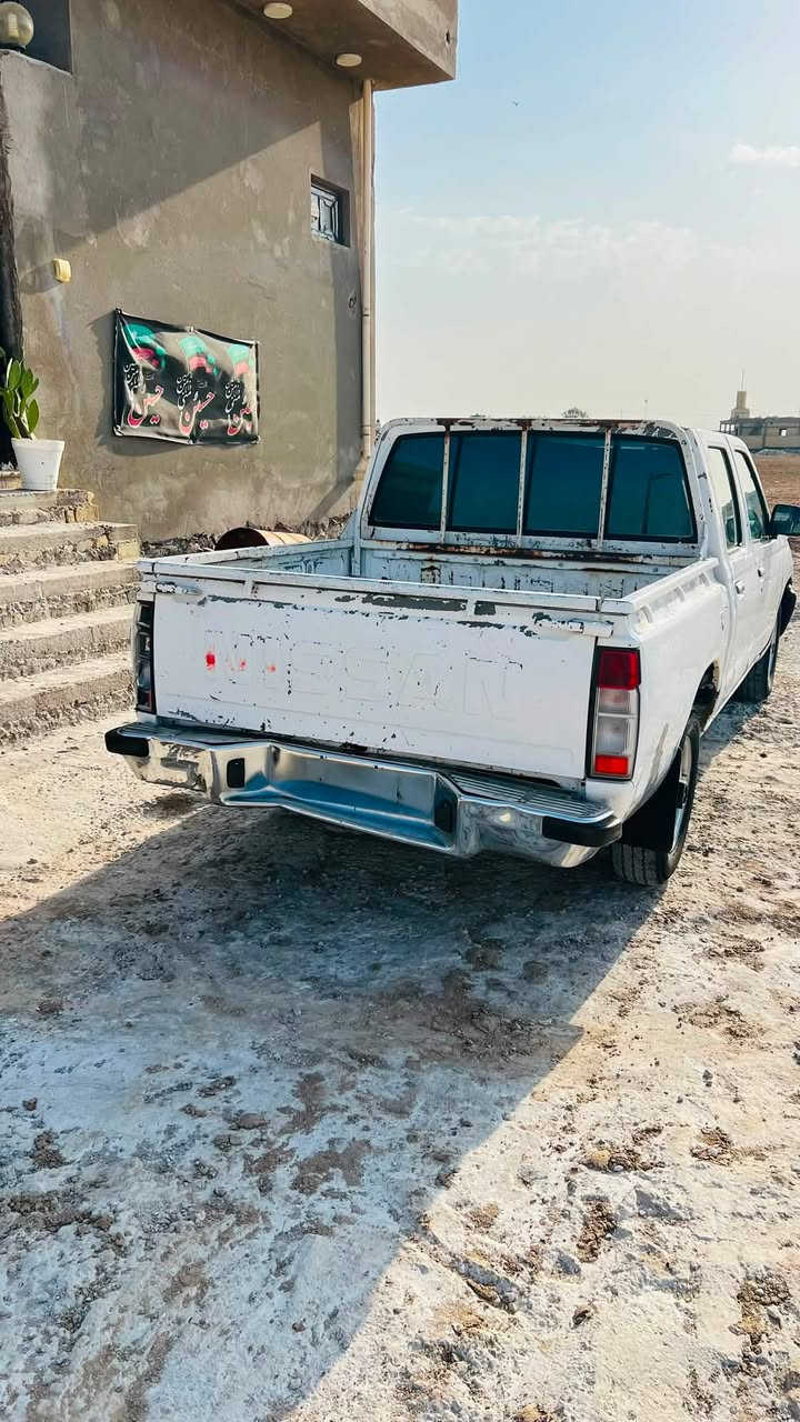 نيسان شبوط • ٢٠٠٣ • أوراق واصلة