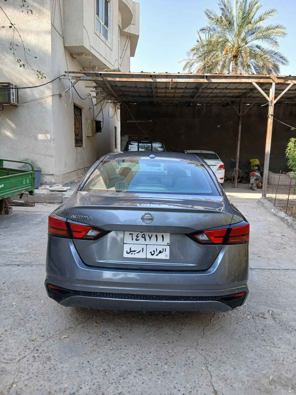 السلام عليكم شباب سيارة نيسان ألتما موديل 2019 وارد امريكي موجود رقم الشاصي حادثهة بسيط بلجاملغ الي بصف باب السايق موجود رقم الشاصي وصور حادثهة سيارة نضيفة استخدام عائلة. ***********
