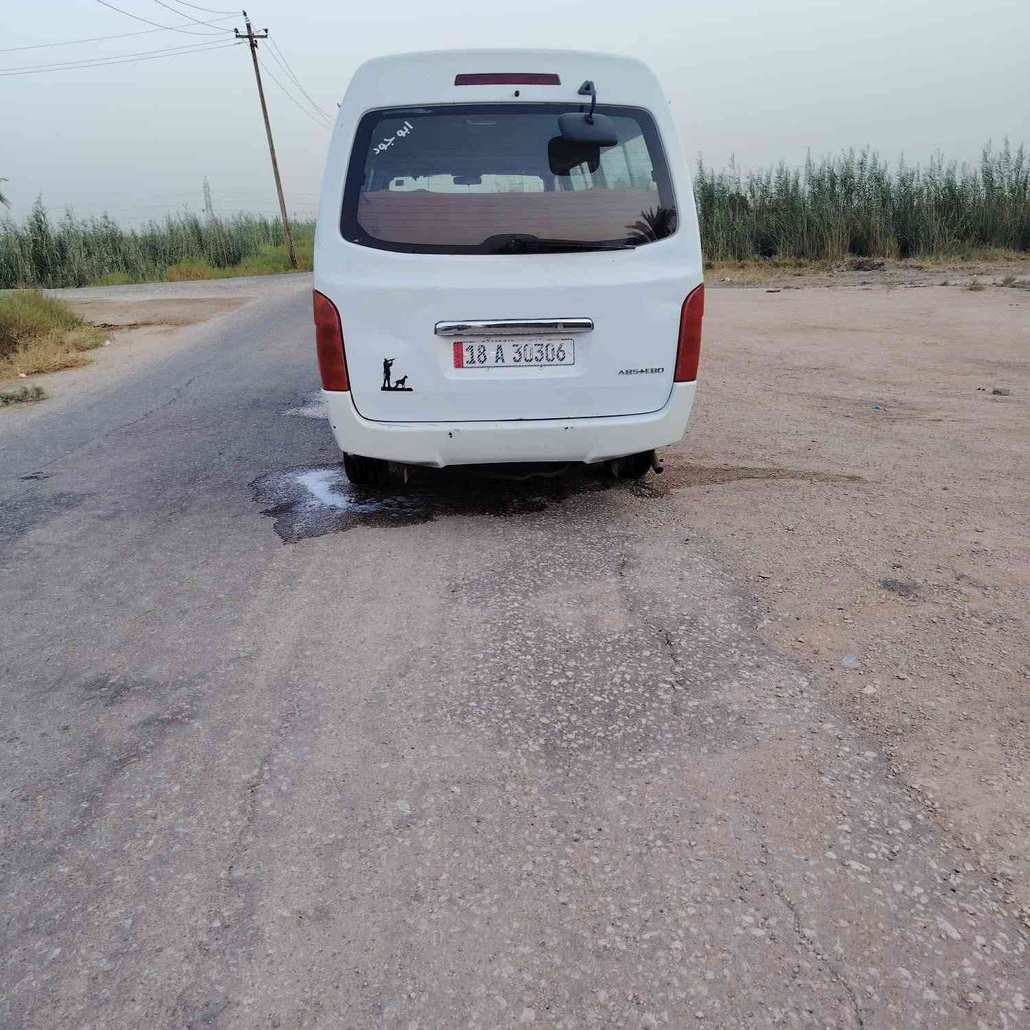 السلام عليكم جنبيh1 موديل ١٤ رقم بابل انكليزي سنويه لل٣٠ مصفرة مكينه كير اكسل خير من الله سياره مابيه صبغ فقط بيها بارد قليل مكاني بابل المسيب السعر ٧٥ وبيها مجال ***********
