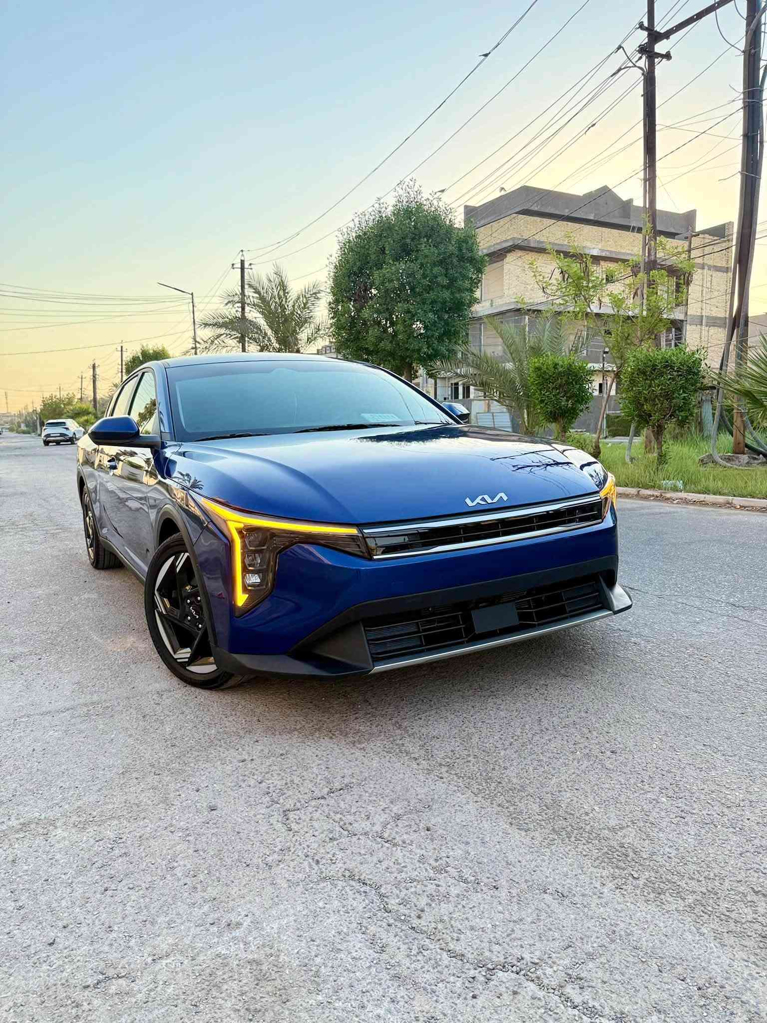 السلام عليكم كيا K4 2025 وارد امريكي
مواصفات EX
بصمة تشغيل بصمة ابواب دخول ذكي رادارات امامي خلفي جانبي نقط عمياء تشغيل عن بعد قياده ذاتيه توقف ذاتي هند بريك بصمة تحديد مسار مثبت سرعه شحن لاسلكي اوتو هولد السياره بحالة الوكالة بنيد مصبوغ فقط راديترات وبدنه ورادار امامي جايات بداخل السيارة  مكفوله من التبديل ليبل واحد السيارة جديدة ومكفولة كفاله عامة 
مكاني بغداد ماشية 7000mi 
للتواصل *********** / *********** 
ملاحظة السيارة دخول جديد بدون رقم
