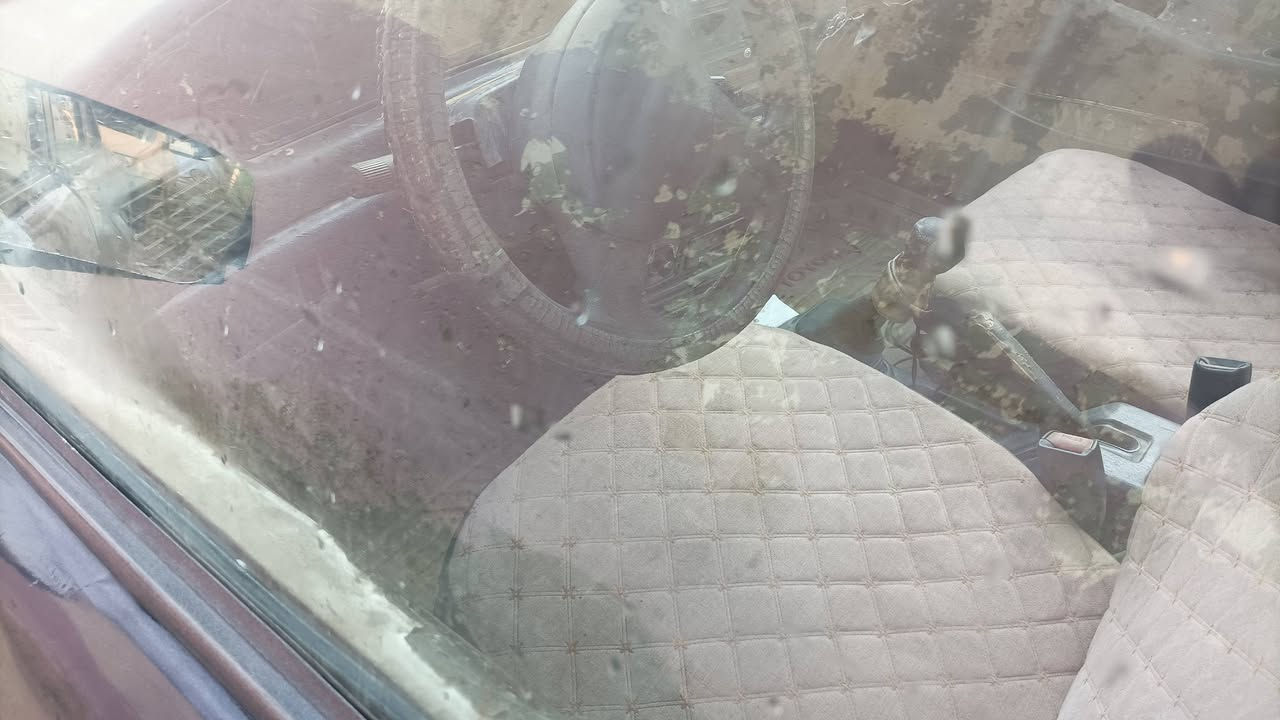 سيفيا 93 رقم بغداد بحالة جيدة..للبيع مكفولات گير ..مكينة .. گشر ...ب 23 ورقة ...وبيها مجال ***********
