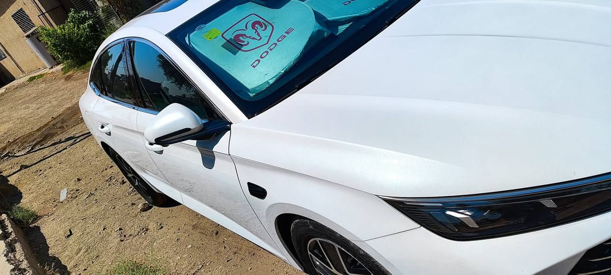 كن ال فول مواصفات السمارت ام ال 13 كامره مكفوله من كل شي لابارد ولاصبغ ماشية 20  عازل حراري وكاعيات حوضية والعده كامله ديفي ار تسجيل مستمر حته من طافية السيارة السعر 27500 المكان بغداد زيونة ***********
