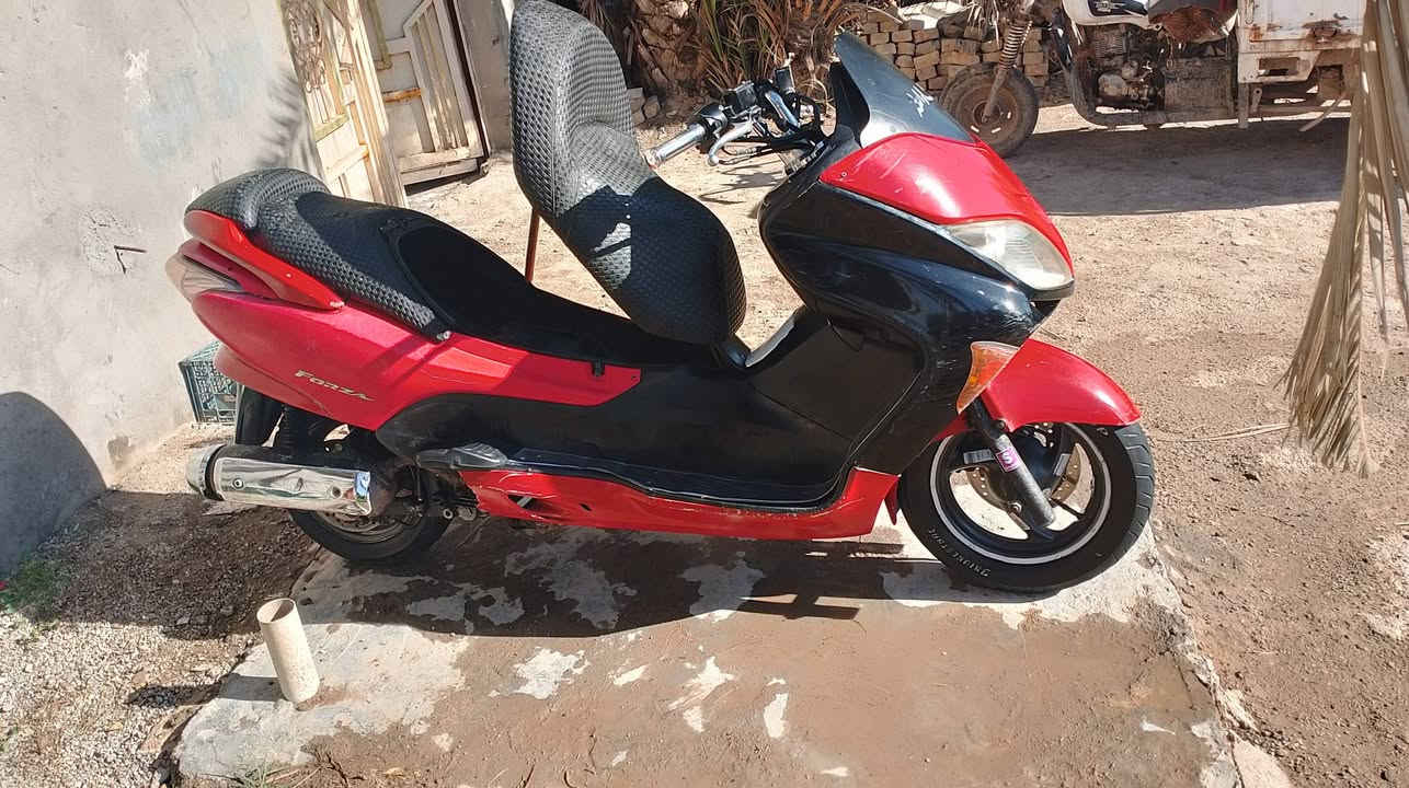 سلام عليكم..
دراجة (فورزه. 08).مجفته تجفيت شركه. دراجة خير من الله..

1_تخم تاير جديد

2فيتبم جديد

3جويتر مصلح ورونه صافي 1ونص

4باتري جديد.

5ملف جديد

6_كهربائيات كله شغاله

7_ستاند وسطي موجود بس ماشاده

8_عميه بلاد. 
دراجة خير من الله لا تنقص لا تبخير حماوته نص ثابه بس كفراته شويه عوزهن ترتيب (وفقط مكاتبه اكفله من سرقه والعشائر) 

العنوان 📍 /ذي قار _قضاء النصر

للتواصل /‏‪***********‬‏

واتساب /***********
