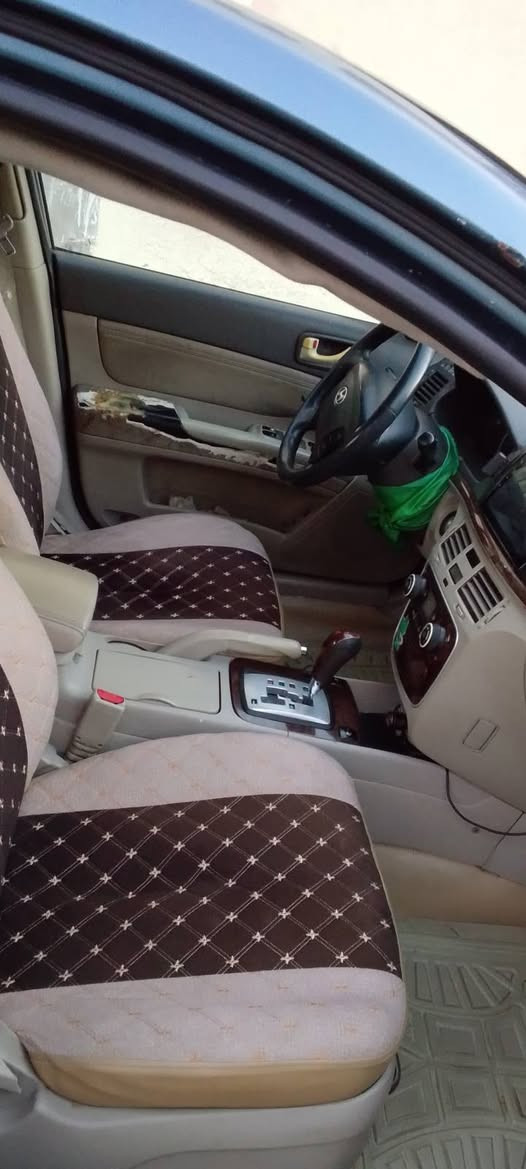 سوناتا للبيع موديل 2007 امريكي  مكينه 6 سلندر گير ومكينه كفاله خير من الله لاتبخير ولاتنقيص تبريد تدفئه شغال السياره فول ماعده البصمه 
فتحه بسقف
شاشه 
دوشمه جديده جلد 
تحكم ستيرن 
كشن كهربأئي السايق + تدفئه. 
تخم تاير حدايه خير من الله 
رقم دولي  بابل مداور ثاني يوم. 
السياره  بيهه گصة قماره  
واحلى من الصوره 
السعر 70 
غير متواجد ع النت 
مكان السياره محافظة ميسان 
***********
