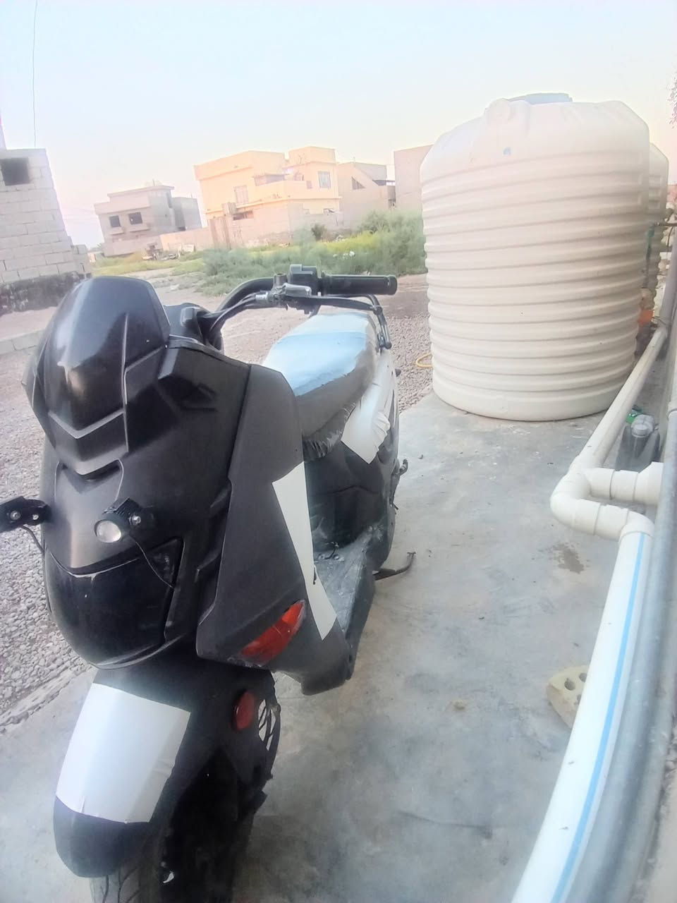 سلام عليكم دراجة بانزين هوندا باي باي سبيسي و دراجة شحن للبيع للتواصل على الرقم ***********. العنوان ديالى بعقوبة
