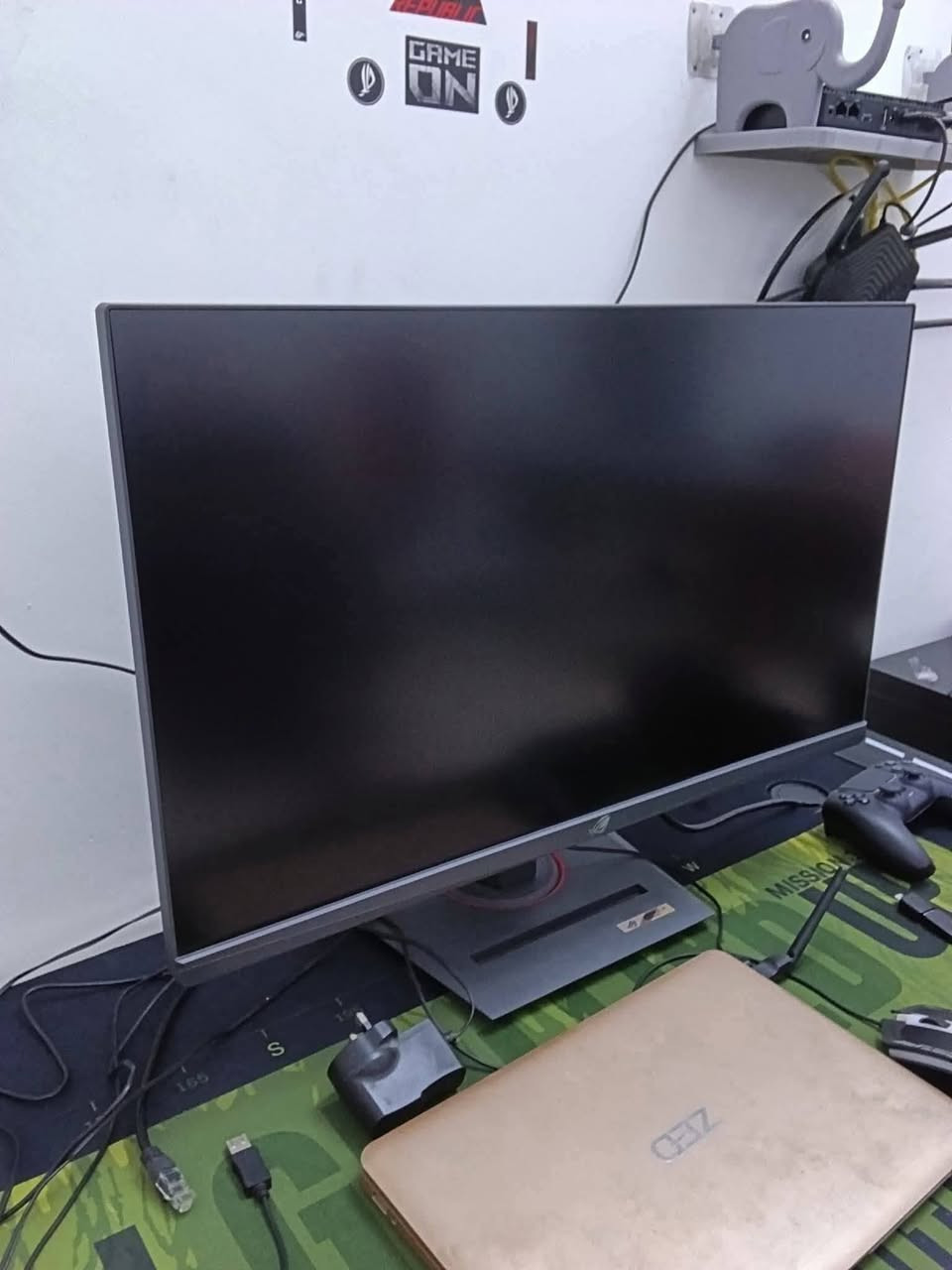 ROG XG27UCS • 27 بوصة 4K • 160Hz HDR G/FreeSync