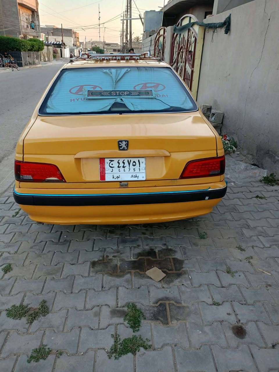 السلام عليكم بيجو بارص 2015 بيه ضربة بسيطة   بالجاملغ الخفي والباقي مكفول  مكينه فرنسي تبريد ثلج سياره كير مكينه صدر تبريد خير من الله كهربائيات كله شغاله بسمي هيئة وغرمات مصفرة السعر 37 وبيه مجال / رقم الهاتف ***********
