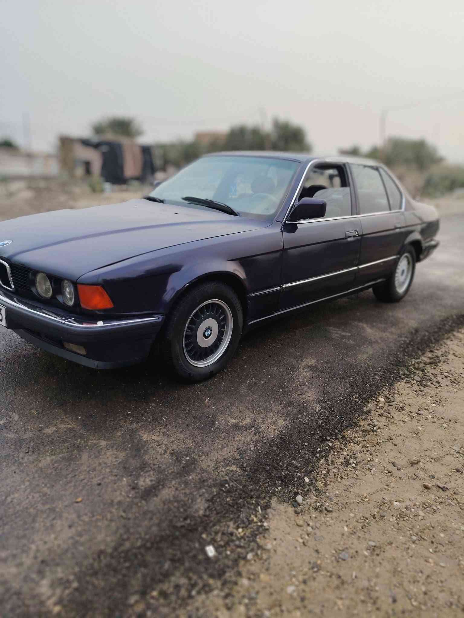 بي ام 735 • ١٩٩٣ • ٦ سلندر