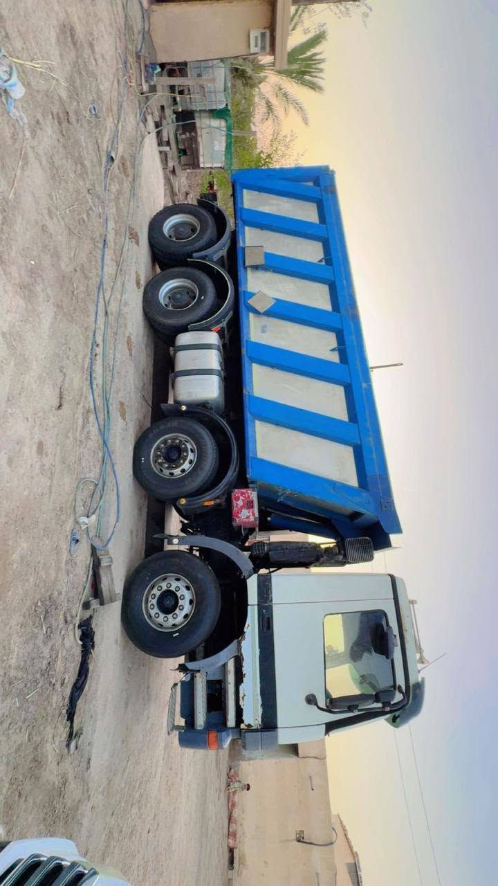 سياره اكتروس
موديل 2002
الحجم 4143 
السيارة إيطاليه
مجموعة جي اف
كير 240
***********
