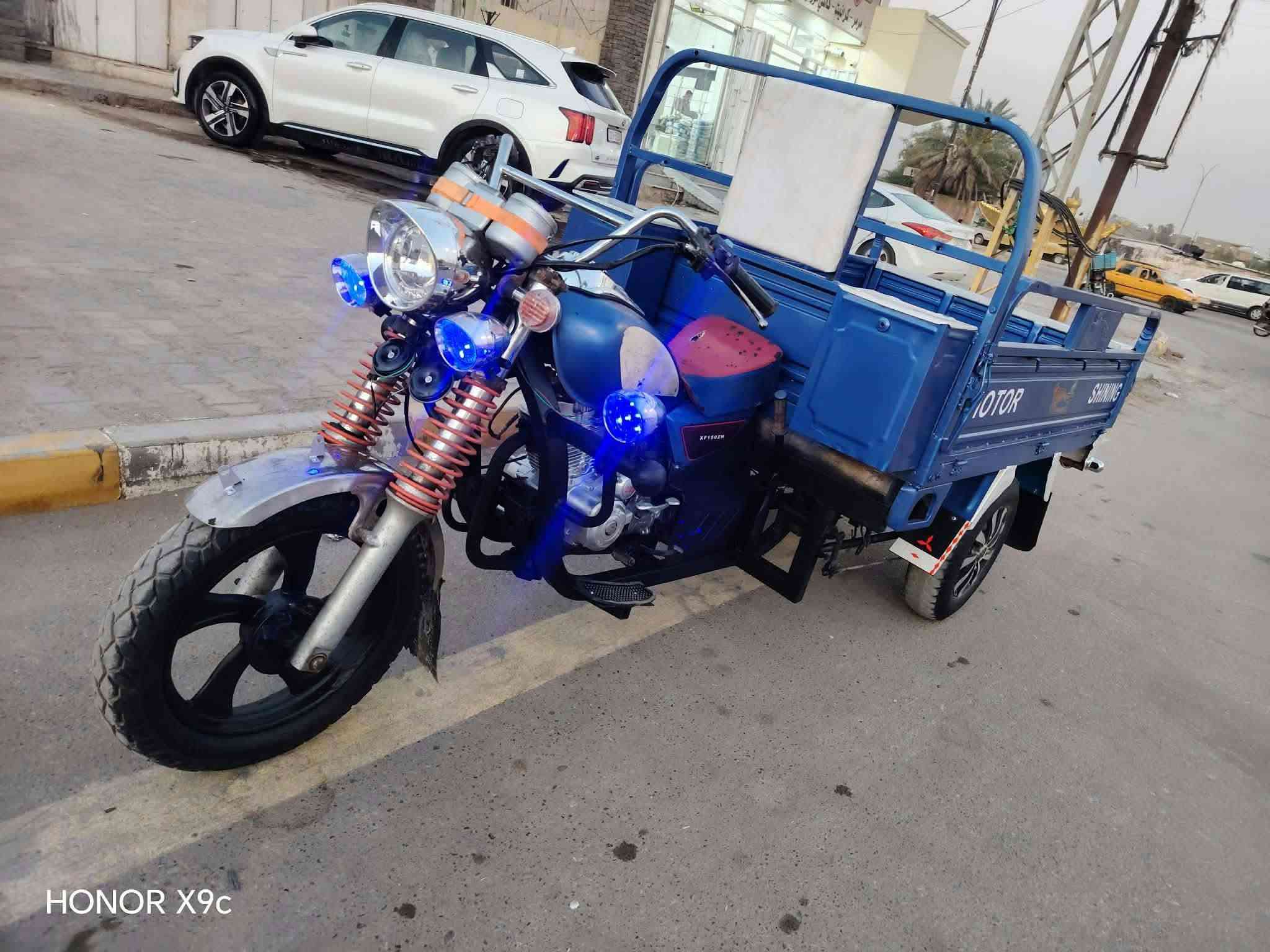 سلام عليكم ستوته فحل ورك عالي مامدكوك أوراق اصولي بليته بيهه اكاتبك وي الوكيل مديل 2019 وبيهه محرك 2025 جديد تعميرهه كله جديد وشغال بيهه تخم تاير جوبلس جديد كهربائيات كلهه جدد وشغاله دبلات ابو السبرنك شغالات نكره سلف ستوته مصبوغه حراري اثار جرد وصابغهه للجماليه صبغ اصلي ستوته كلهه شغاله مابيهه اي نقص مكانهه بديوانيه ***********

نص مكتوب في الصور:
- HONOR X9c