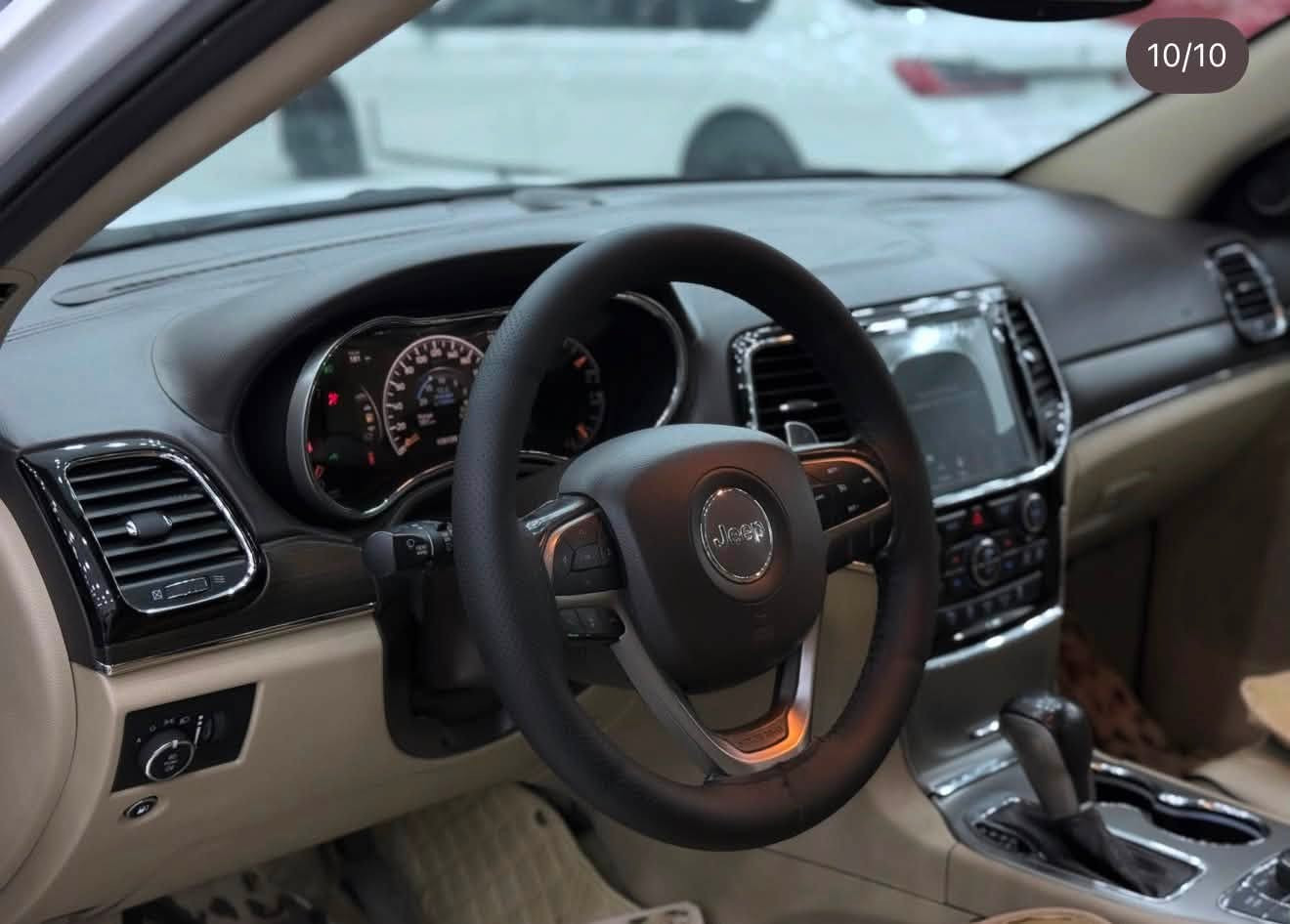 jeep grand cherokee overland
جيب كراند شيروكى  وكالة(هارلم)✅
بدون دعم بدون صبغ 
 السعر جوء صوق بلاشش ( 253$ )🔥🔥🔥
موديل (2019) 6 سلندر - محرك 3.6L
مواصفات (اوفرلاند) 1/1
١٥٠ الف كيلو ماشيه
سقف بانوراما - اوتو هولد 🚦
رادار امامي و خلفي - حساسات امامي و خلفي🅿️
كشنات جلد و كهربائيه 
كشنات تدفة و تبريد❄️🔥
تشغيل عن بعد - صندوق شفت✅
سيارة جك - اصعد و انزل⬆️⬇️
مكان السيارة - زاخو
رقم تلفون + واتساب☎️ 📞  
***********
