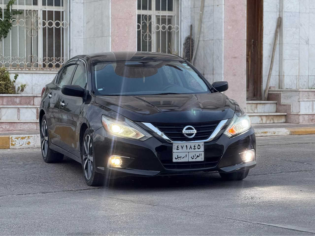 Nissan Altima 2017 ✔️
نيسان التيما ٢٠١٧

فقط بوند صبغ بدون دواخل
جملغ امامي تعديل بارد و ١٧١ كيلومتر ماشية
 بيها خمس رصعات بالقمارة و ارباك سترن طاك

كير محرك تبريد كهربائيات كلها مضبوط 💯
جاهز بدون مصرف 💯

سعر 104 ورقة و مجال
مكان عقرة "ئاكرئ"
واتس اب و كورك *********** أربيل, العراق

