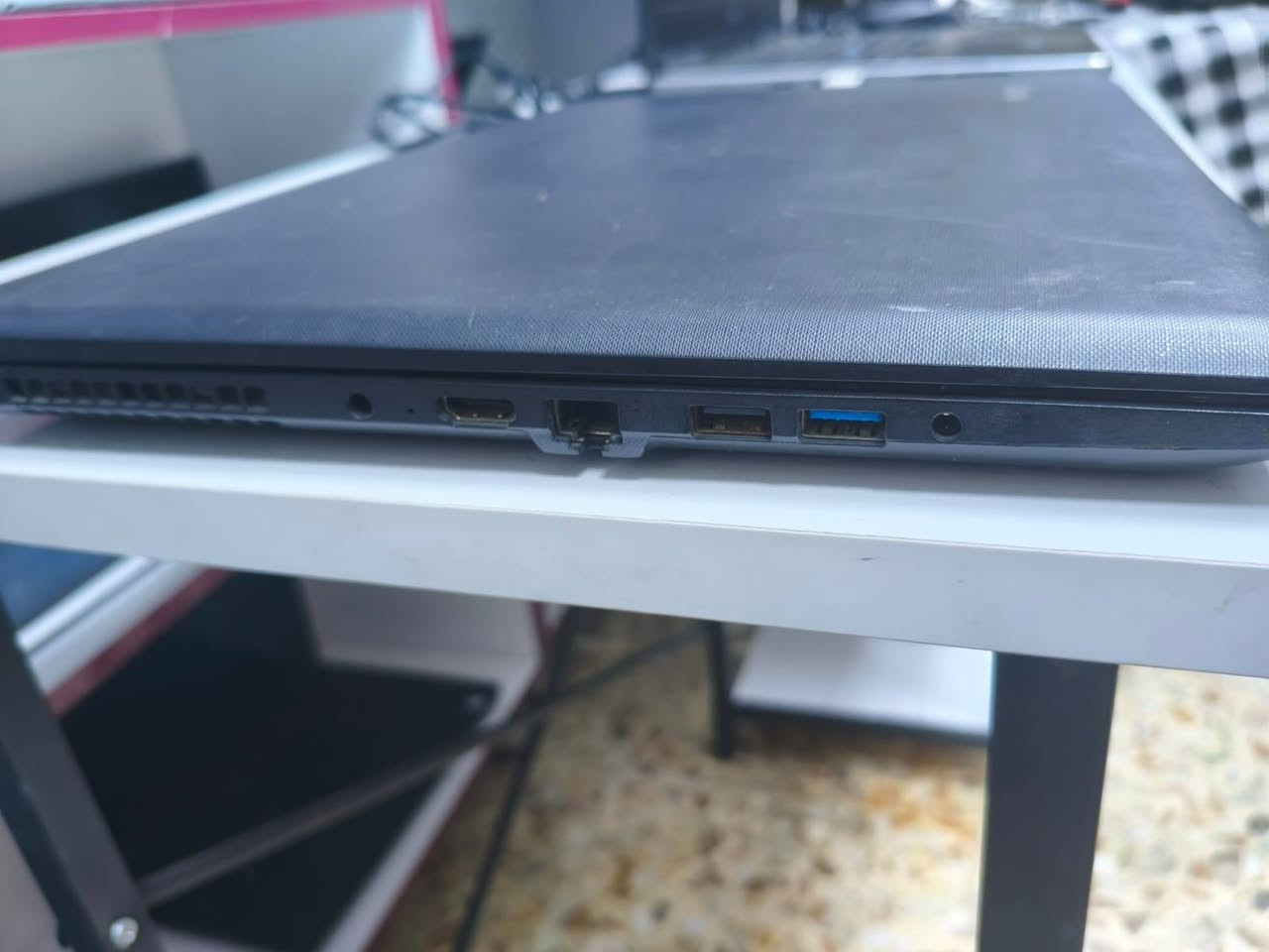 لابتوب Lenovo IdeaPad 110-17IKB 💻🔥
شاشة عملاقة 17.3 إنج وسعر 200 ألف فقط!

▪️ Core i3 – الجيل السابع U
▪️ RAM 8GB DDR4
▪️ SSD 256GB
▪️ Intel HD Graphics 620 – 4GB
▪️ شاشة 17.3 إنج HD+

هدايا:  ماوس وحقيبه لابتوب وماوس باد مع الشاحن الاصلي

مناسب للدراسة، الأوفيس، التصفح، الأفلام والاستخدام اليومي.

📍 بغداد – الأمين 2
🚚 التوصيل متوفر إلى جميع المحافظات
📲 للتواصل واتساب
***********

نص مكتوب في الصور:
- DirectX Diagnostic Tool
- System Display Sound Input
- This tool reports detailed information about the DirectX components and drivers installed on your system.
- If you know what area is causing the problem, click the appropriate tab above. Otherwise, you can use the "Next Page" button below to visit each page in sequence.
- System Information
- Current Date/Time: Tuesday, September 8, 2026, 10:45:15 PM
- Computer Name: DESKTOP-MNRP5IN
- Operating System: Windows 10 Pro 64-bit (10.0, Build 19045)
- Language: English (Regional Setting: English)
- System Manufacturer: LENOVO
- System Model: 80VK
- BIOS: 3QCN13WW
- Processor: Intel(R) Core(TM) i3-7100U CPU @ 2.40GHz (4 CPUs), ~2.4GHz
- Memory: 8192MB RAM
- Page file: 2082MB used, 7929MB available
- DirectX Version: DirectX 12
- Check for WHQL digital signatures
- DxDiag 10.00.19041.2075 64-bit Unicode Copyright (C) Microsoft. All rights reserved.
- Help
- Next Page
- Save All Information
- Exit
- Task Manager
- File Options View
- Processes Performance App history Startup Users Details Services
- CPU
- 26% 2.39 GHz
- Intel(R) HD Graphics 620
- GPU
- 3D
- 0% Copy
- 0%
- Memory
- 2.7/7.9 GB (34%)
- Disk 0 (C: D: E:)
- SSD
- 1%
- Wi-Fi
- S: 0 R: 0 Kbps
- GPU 0
- Intel(R) HD Graphi...
- Video Decode
- 0% Video Processing
- Shared GPU memory usage
- 4.0 GB
- Utilization
- GPU Memory
- 0.1/4.0 GB
- Shared GPU memory
- Driver version: 31.0.101.2111
- Driver date: 7/19/2022
- DirectX version: 12 (FL 12.1)
- Physical location: PCI bus 0, device 2, function 0
- Fewer details
- Open Resource Monitor
- 1:43
- 11:01 PM
- 9/8/2026