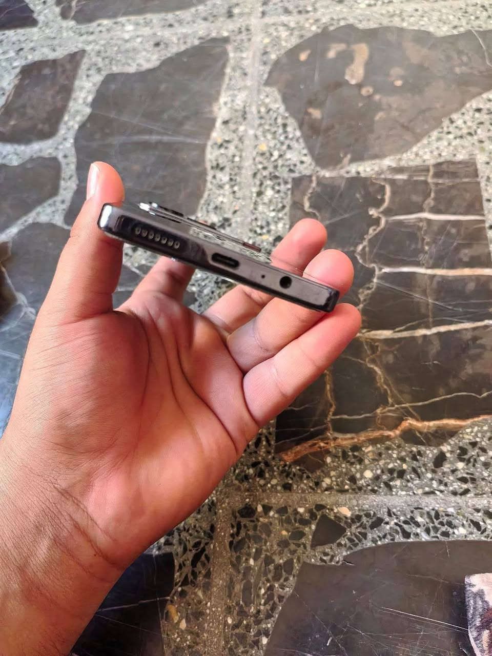 سلام عليكم
تكنو بوفو 6 برو 5g ذاكره 256 رام 12
بطاريه 6000 جهاز مكفول من لفتح جهاز بحالت لوكاله 
سعره 230 وبي مجال رقم تواصل ***********
