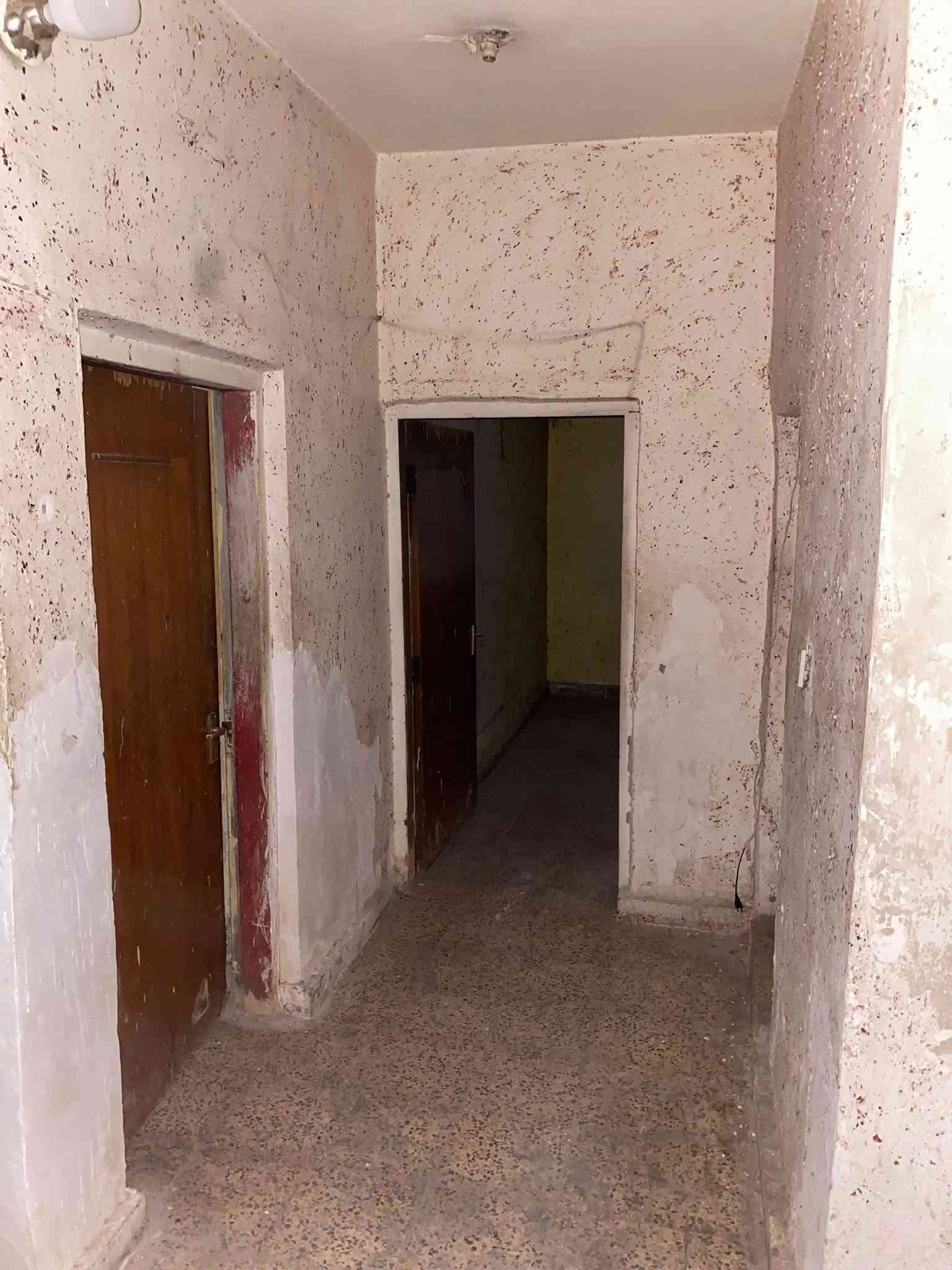 محل و شقة للأيجار بغداد حي الأعلام شارع البدالة
الشقة تتكون من غرفتين مع مطبخ و حمام واحد
للأستفسار التواصل عبر الوتساب أو الأتصال
رقم الهاتف 📞  ***********
