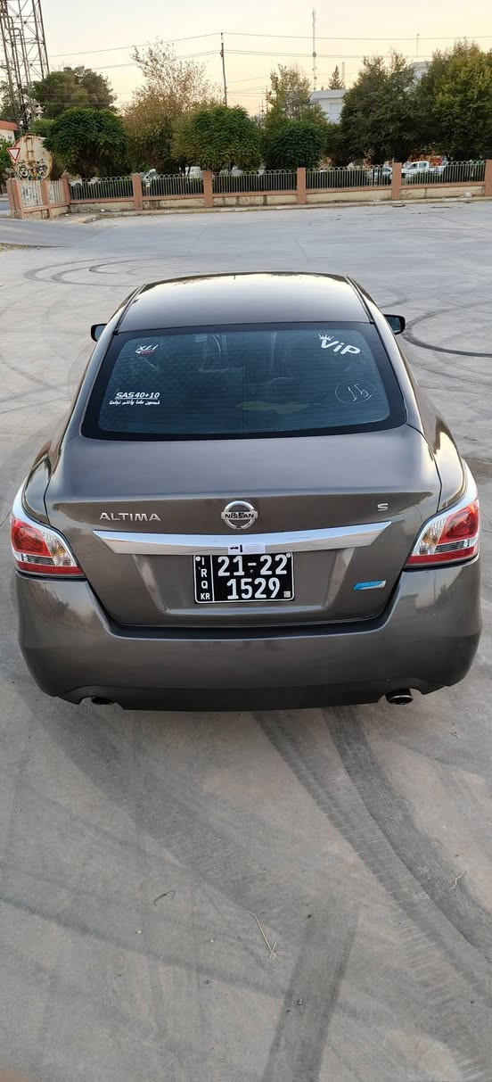 سڵاو 
ALTIMA 
2015 
بڕاوە کۆدی هه یە گێڕوو مەکینەی بەشەرت مەکینەی نەکراوەتۆ تەبریت ساردوو گەرم بەشەرت سەقفو شەنسی کەڤەری بەشەرت دەعموو لێدراوی نییە کارەی بای گشت گیانی ئیش دەکات تەقەو ڕەقەی نییە ساردوو شخوتو شەپۆلی نییە گێری S ئۆڤەری دەسی بەشتەرت سەیارەکە سەیارەی ماڵەو کامل مەسرەف کراوە  بەسمە کوشن کا رەبای  حاسە بەر گە درگای شاموا  هه مو گیانی بەشەرت  قیستو قەرزم نیە شوین هه ڵەبجەی تازە ***********
سعری 53 گەڵاو مەجالی برایانە دار بنديهكان, السليمانية
