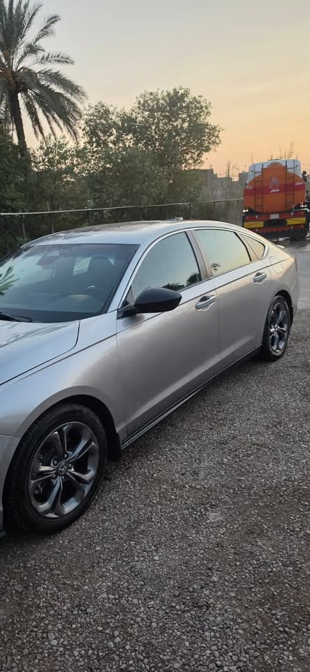 السلام عليكم
اكورد ٢٤ 
ماشيه ٧٠ 
حادثه مرفق مع الصور 
مكانه بالحله 
مكفوله عدا حادث امريكا 
لمعرفه التفاصيل والسعر اتصل ع الرقم ***********
***********
