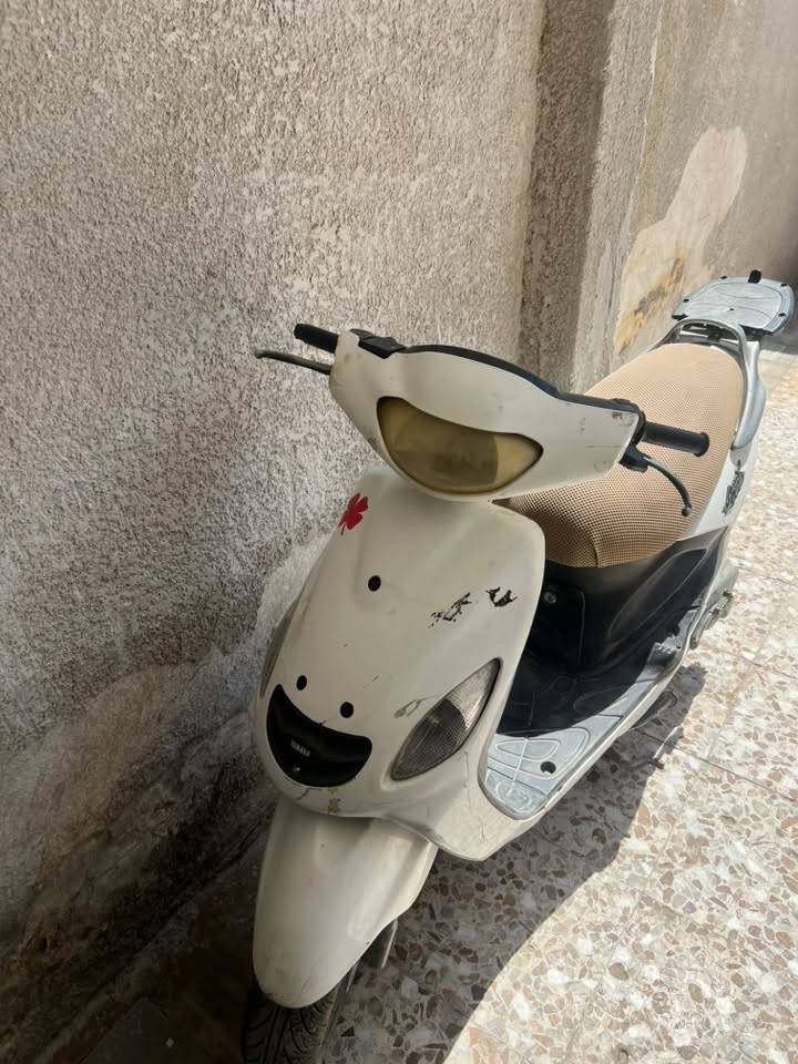 دراجه لكزز للبيع
نظيفه كلش
سلف شغال 
لايت شغال 
مكينه نظيفه 
ما تصرف عليه ربع تشغل وتطلع 🌹
السعر 250 قفل 🔐 
الشراي يتصل ع الرقم ***********
