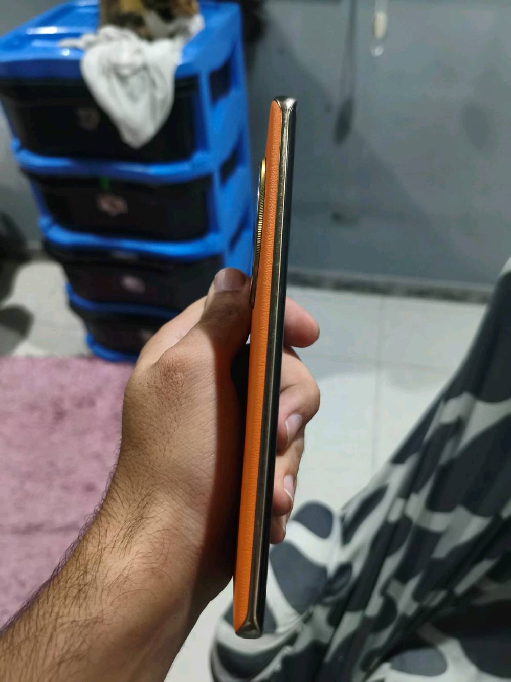 الوصف

350 دينار

هونر x9c نضافه 90 مكفول من تصليح ضهر موضح بي سواد خفيف بدون ملحقات بس شاحنةة ويا شاصي بي شخوط مثل ما موضح سعره 350

مكاني بغداد صالحيةة