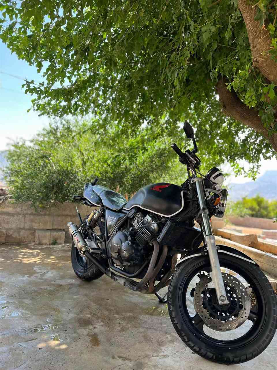 سلاوی خواتان لئبئت بۆ فرۆشتن کراوە تایە بۆتایە بەشەرت دەدەم مەنەفئس ١٠گەلاو محاملیکی برایانە نیو بەرمەجە لە قوەتی خۆی بئزارە  واتس ئاپ ***********
