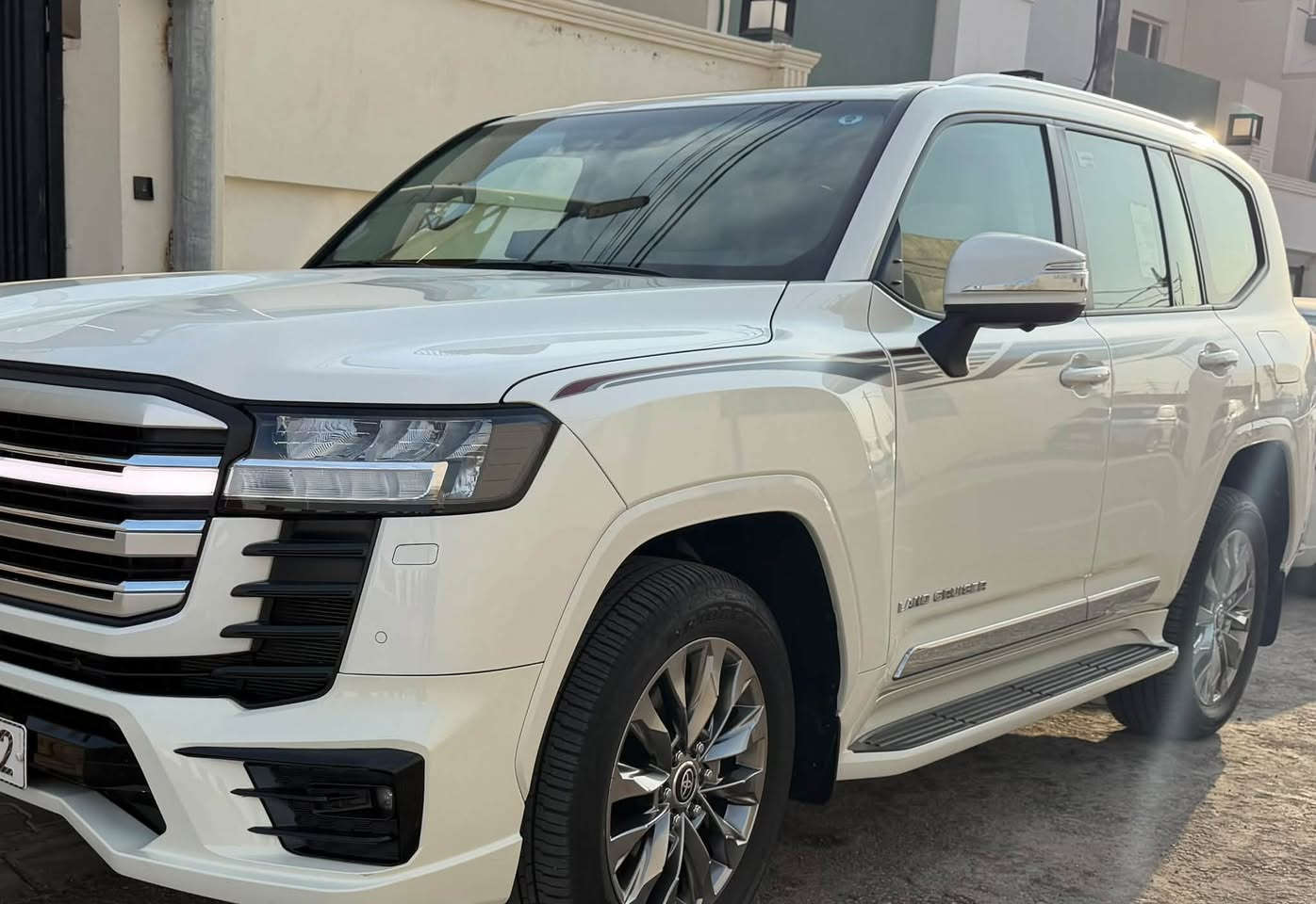 لاندكروز • ٢٠٢٤ • ماشيه ٣٢٠٠٠
