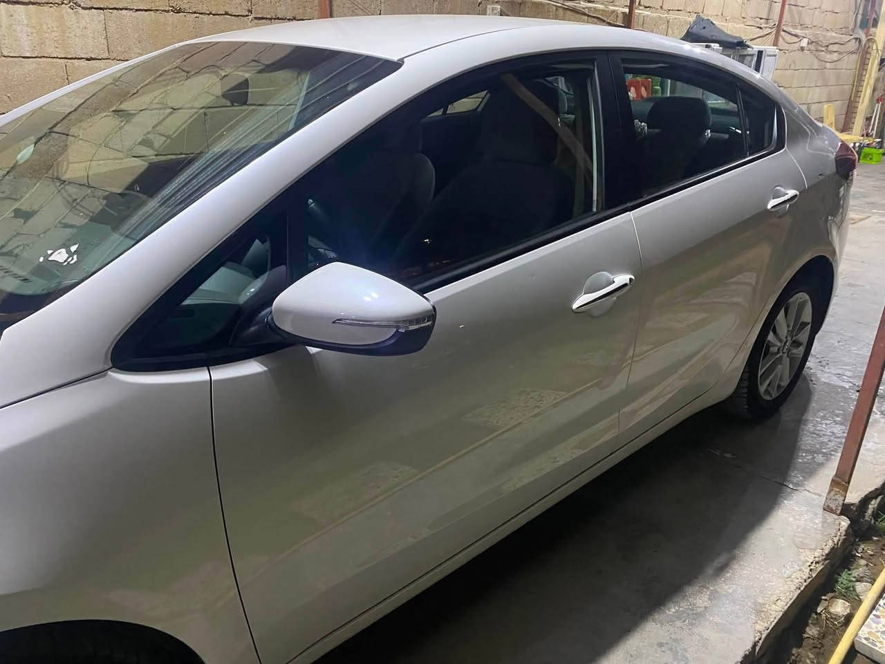 سيراتو 2018 خليجي زيرو استلام الدوليه
محرك 1600دوشً قطعتين تبريد تحكمات ستيرن شفتات ستيرن بعدها بحاله الوكاله ماشيه 20  الف رقم بغداد دولي جديد اب اسمي سنويه جديده وهزه جديده 2031 مكان سياره بغداد عامريه السعر 148 ورقه اتصال فقط
***********
***********
