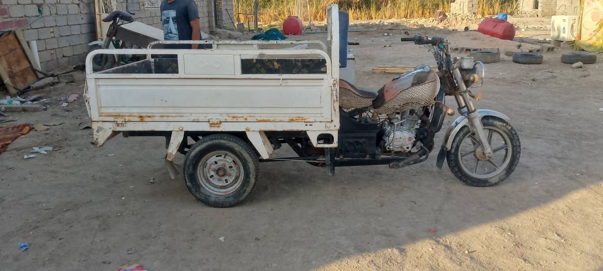 سلام عليكم جمره فحل مديل15 اوراق اصولي   محرك 24 مبدل فقط بستم ستوته خير من الله سعر 1400 بيها مجال ناصريه مركز متواجد خاص او اتصال ***********
