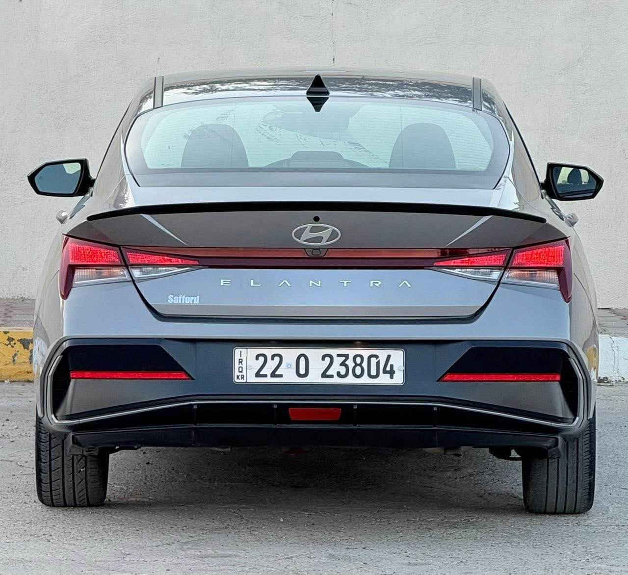 السلام عليكم
هونداي النترا 2025 SEL SPORT
رقم اربيل الجديد ترقيم جديد هزه جديده
تريد تحويل او وكالة مضمون 
وارد امريكي تقرير السيارة بدن قطرة صبغ الحديد
مكفول فقط دعاميات بدون ايرباك
السيارة على وضع الشركة
  
المواصفات:بصمة-بصمة ابواب-تشغيل عن بعد
رادار امامي-رادار جانبي-تحديد مسار-قيادة الية
جنطه ذكية-مود درايف-محرك 2000 دوش
ويل كب بلاك-فول تحكم ستيرن-شاشة كبيرة
كامرة دوارة-اوتو بريك-LED أمامي- لايت عدسات
ماشية 47 الف كليو -بلوتوث-ABS-USB

المكان بغداد حي التجار

للتواصل والاستفسار :*********** بغداد, العراق
