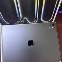 آيباد 11 برو M4 • ٢٥٦ • بطارية ٩٥%