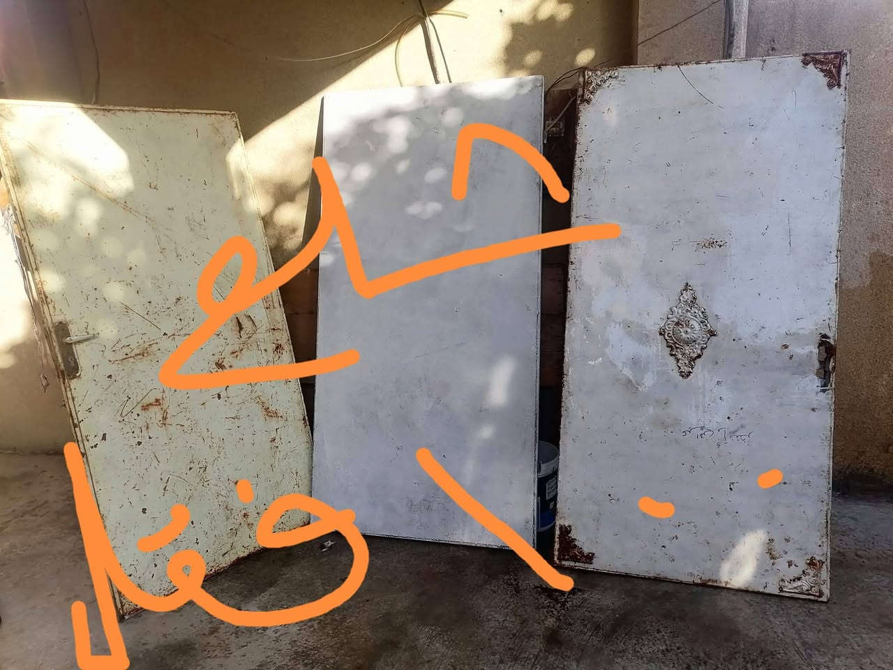 سلام عليكم متاح غراض بيت سعر مكتوب على صوره تفاصيل خاص مكاني كركوك أسرة مفقودين ***********
