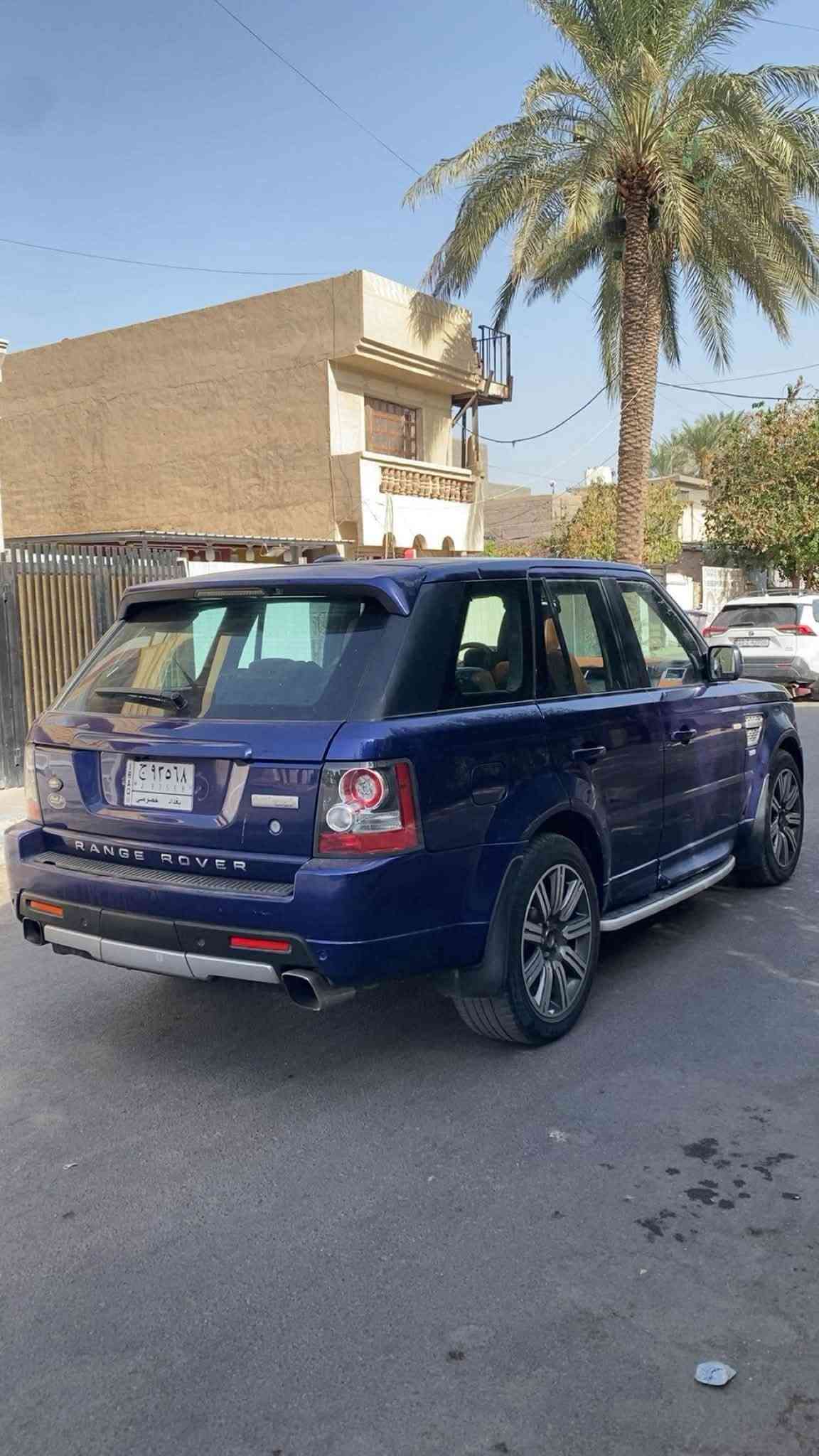 السلام عليكم
رانج روفر موديل 10 خليجي كفاله عامه 
محرك العادي بدون سوبر المرغوب فول موصفات 
رقم بغداد حي الخضراء سعر 90 تصال *********** 
مراوس يرهم
