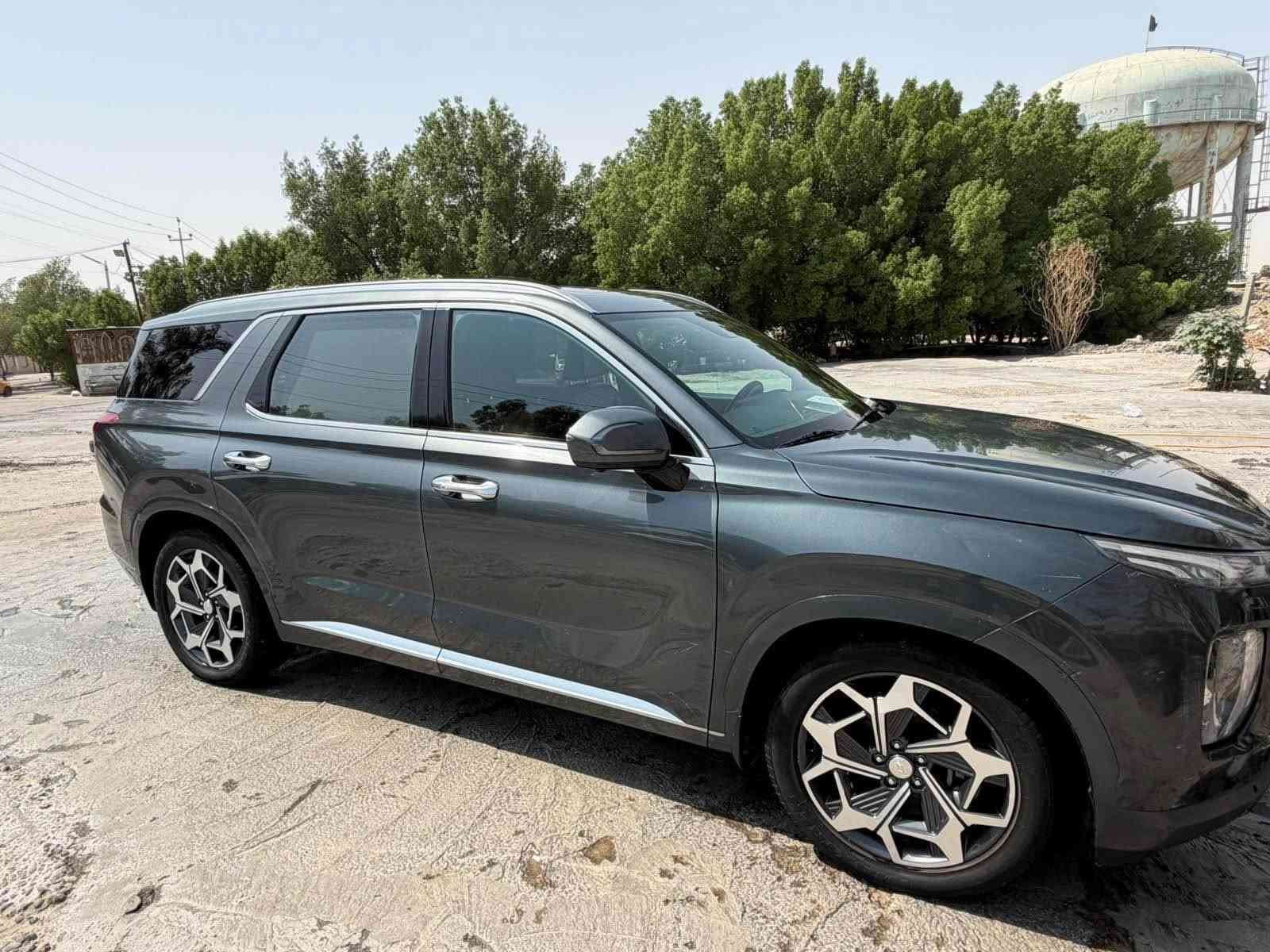 هونداي بلاسايد
اعلى فئة vip
وارد امريكي حادث جاملغ ونصف بنيد
محرك 6 سنلدر 3800
7 راكب
المقاعد الخلفية منفصل vip
تدفئة وتبريد جميع المقاعد
تبريد 3 قطع
كاميرات ورادار وقيادة ذكية
ادامة كاملة جديدة للمحرك والحدادية والاطارات
ماشية 114000
السعر 240 ورقة
للتواصل والاستفسار 
واتس اب 
‭*********** النجف, العراق

