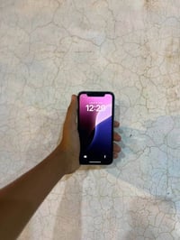 آيفون XR • ١٢٨ • بطارية ٧٨٪