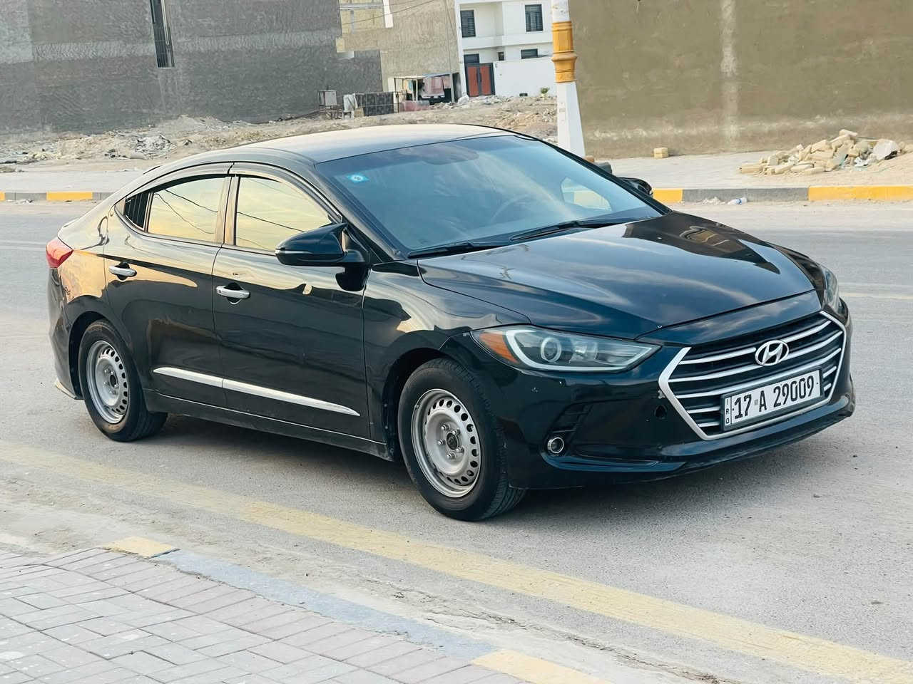 السلام عليكم للبيع النترا ٢٠١٧ امريكي حادث خفيف بنيد مبدل وجامل مصبوغ بدون ضربة عابرة محرك ٢٠٠٠درش السيارة جاهزة مكينه ما مفتوحة وكير وتبريد السيارة بسمي رقم جديد وسنوية جديدة السعر ٩٨ وبيه مجال بسيط للاستفسار *********** المكان السماوة
