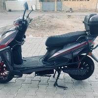 يوسكس • ٦ بطاريات • ماشي ١٠٠٠٠