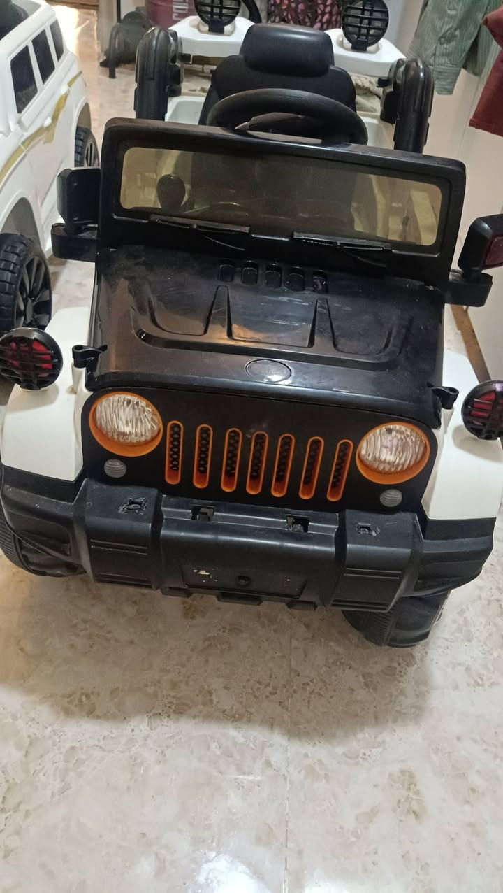 سەیارەی شەحنی مناڵان بۆ فرۆشتن   وایەری شەحنی لەگەڵ نیە  نرخی کۆتای 30هەزار  سلێمانی ***********
